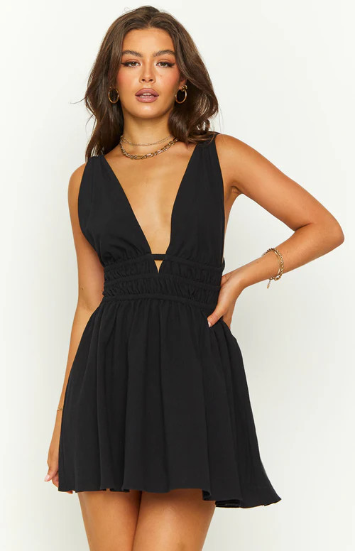 Genovia Crinkle Black Mini Dress | Beginning Boutique (AU)