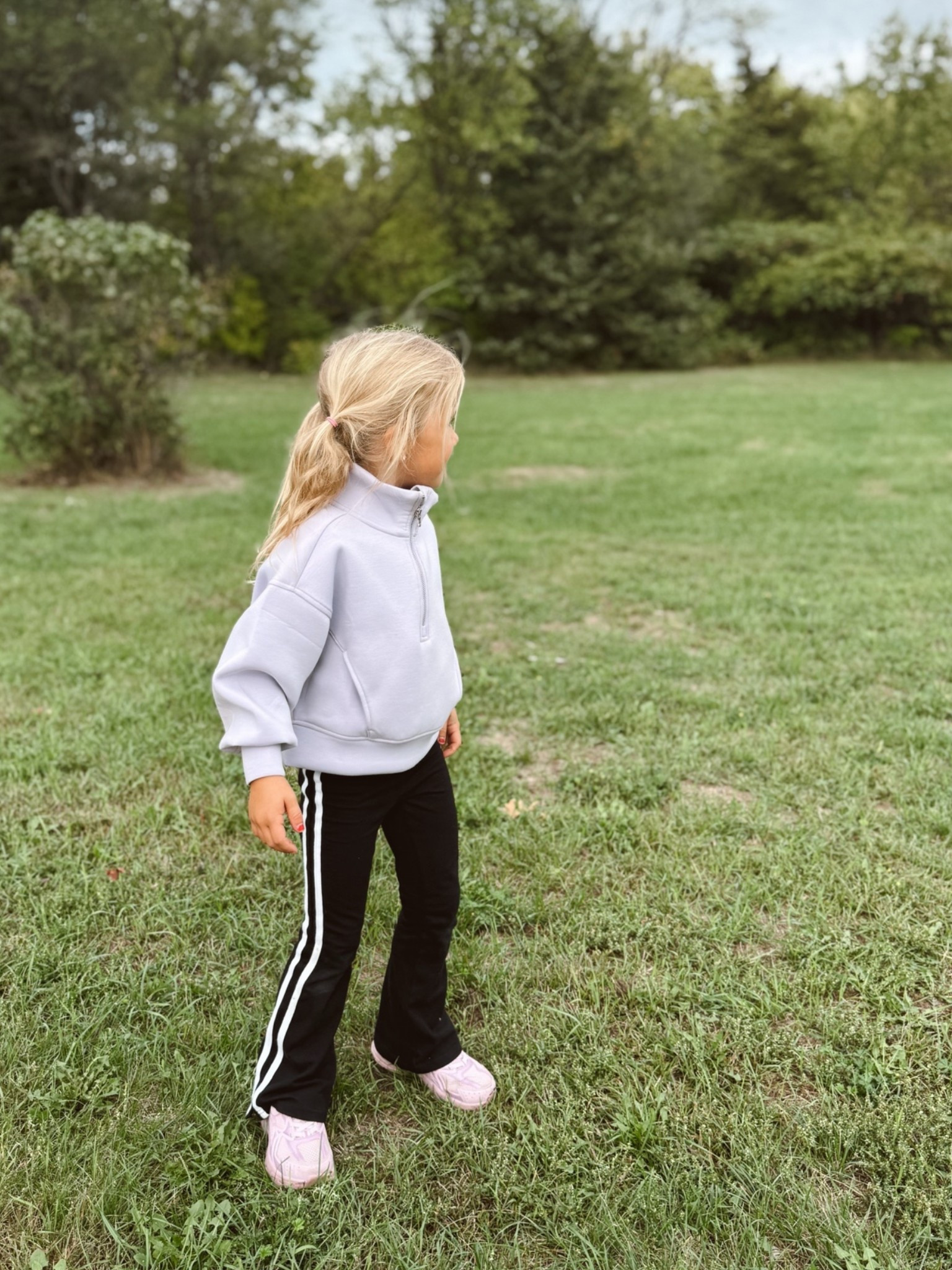 Girl finds form Old Navy & the cutest pink sneakers from Walmart!

Girl clothes, girl outfits 
Toddler girl
Old navy style 
Walmart finds

#LTKKids #LTKSaleAlert