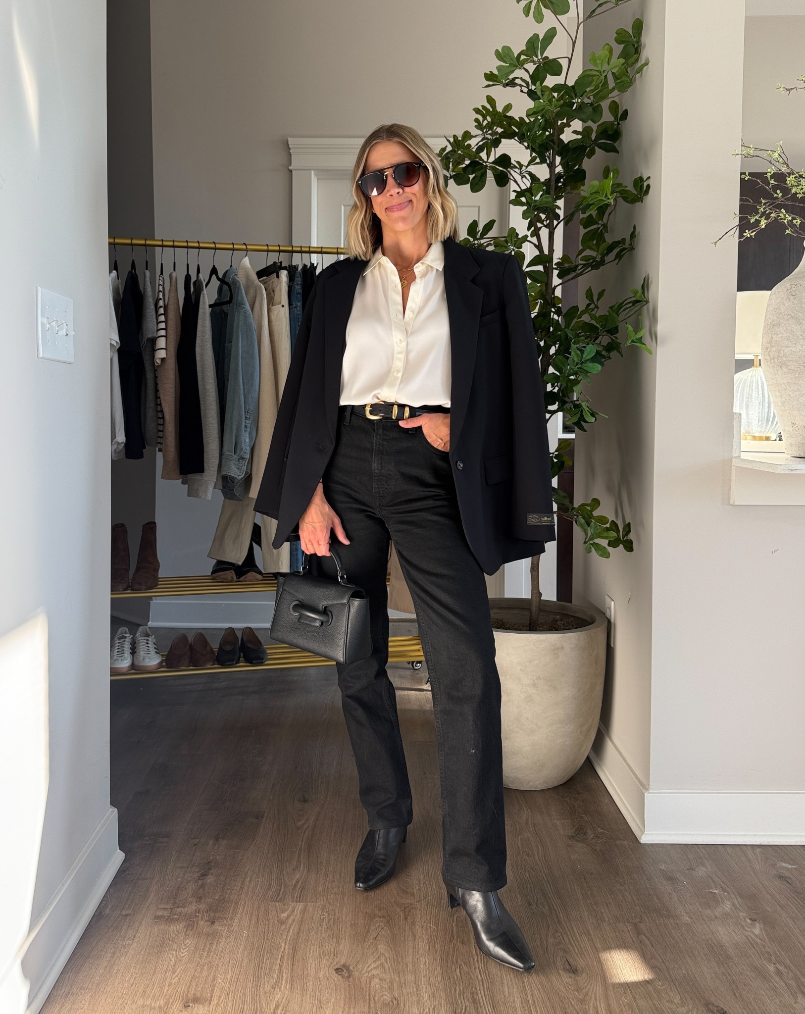 Wearing 26/regular jeans, medium silk button up shirt, small belt, 4 blazer, boots tts

#LTKOver40 #LTKStyleTip #LTKFindsUnder100