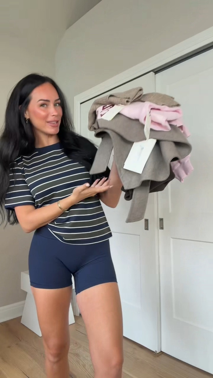 Aritzia fall haul 🍂 I’ll have everything I ordered linked on my LTK 🫶🏻

My sizing 5’7, 145lbs, 32dd

@Aritzia #aritziahaul #aritzianewarrivals #aritziafall #falljacket fall arrivals, fall fashion finds, fall outfit ideas, fall wardrobe, fall style inspo