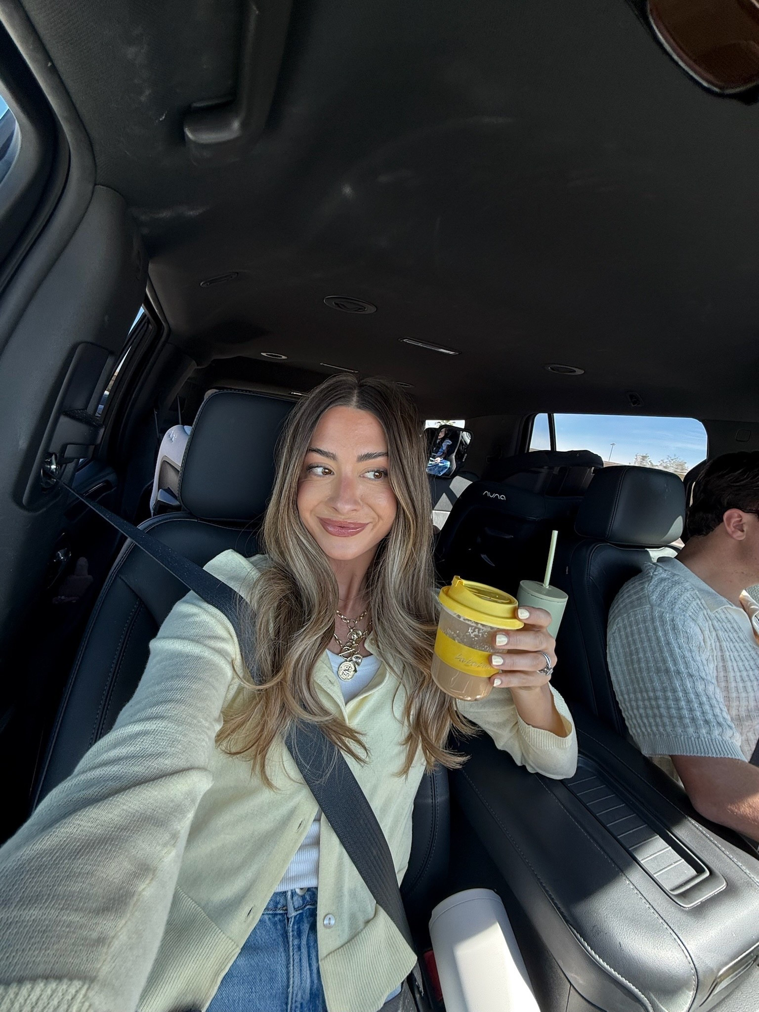 Yellow cardigan and layered jewelry 💛

#LTKootd #LTKgrwm