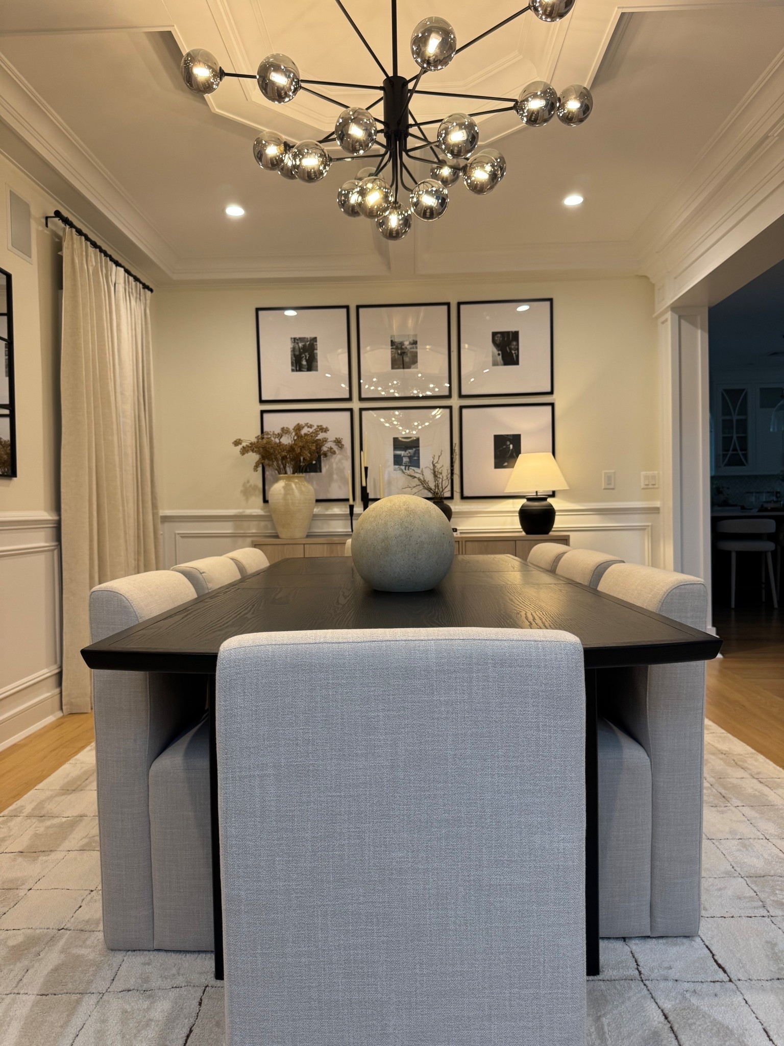 The Perfect Black and White Dining Room!! 

#LTKHome