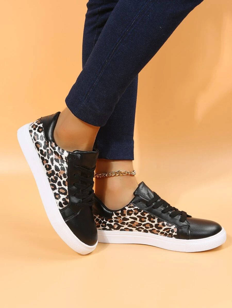 Leopard Pattern Lace-up Front Skate Shoes | SHEIN