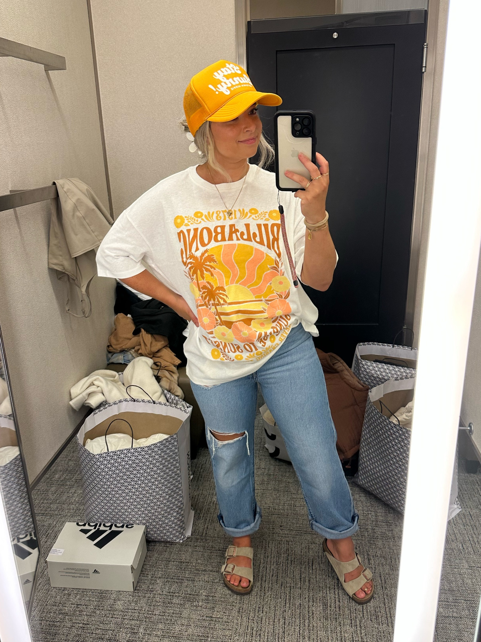 Nordstrom anniversary sale billabong graphic tee, Levi’s jeans tts: small shirt/ 27 in jeans 

#LTKxNSale #LTKsalealert #LTKSeasonal