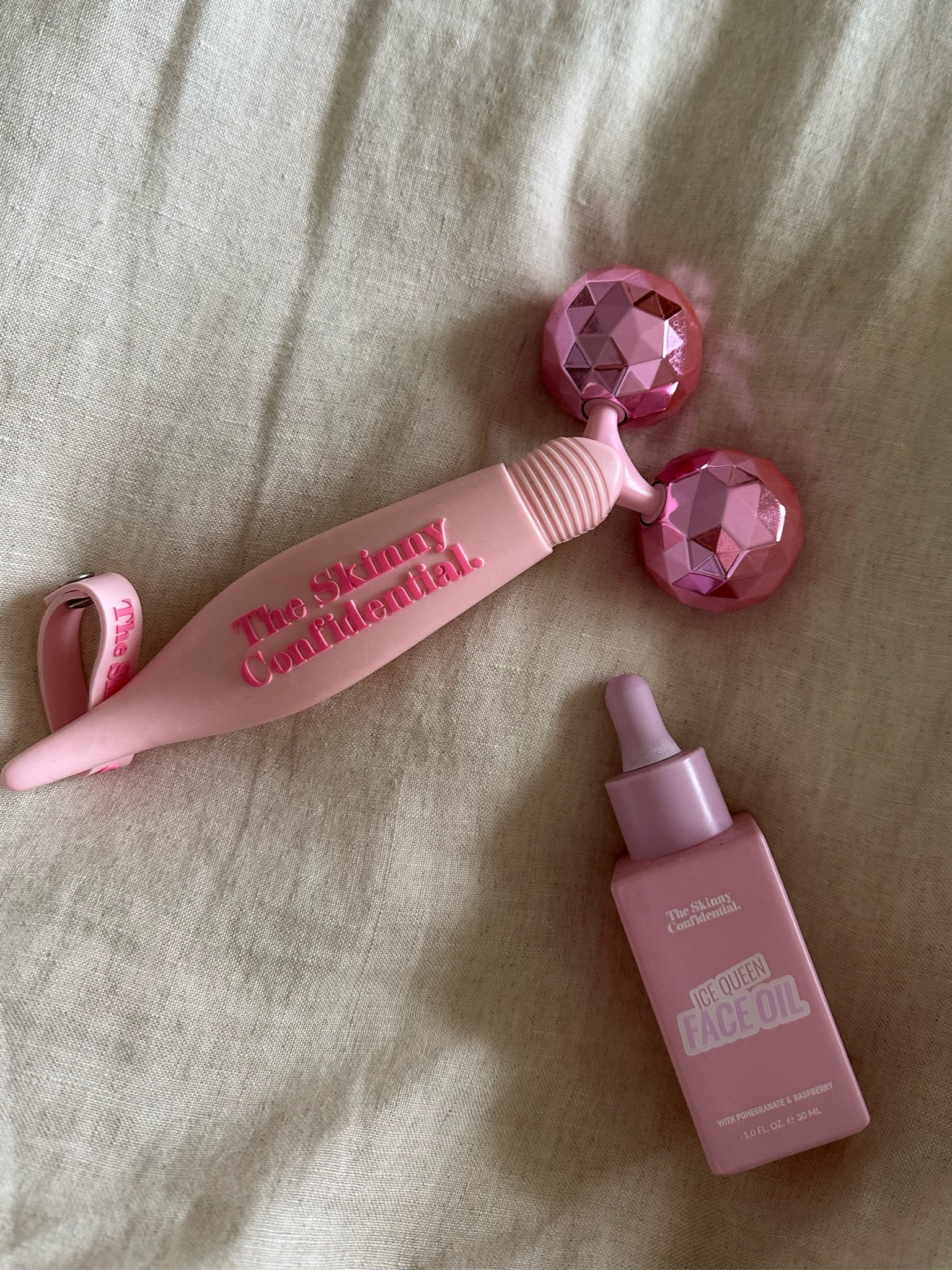 my holy grail daily beauty tool 🤝 She lifts, sculpts and significantly helps with my TMJ. Plus, I can see my jawline again! Lol. I love using with the ice queen oil 💞

#LTKGiftGuide #LTKbeauty #LTKunder100