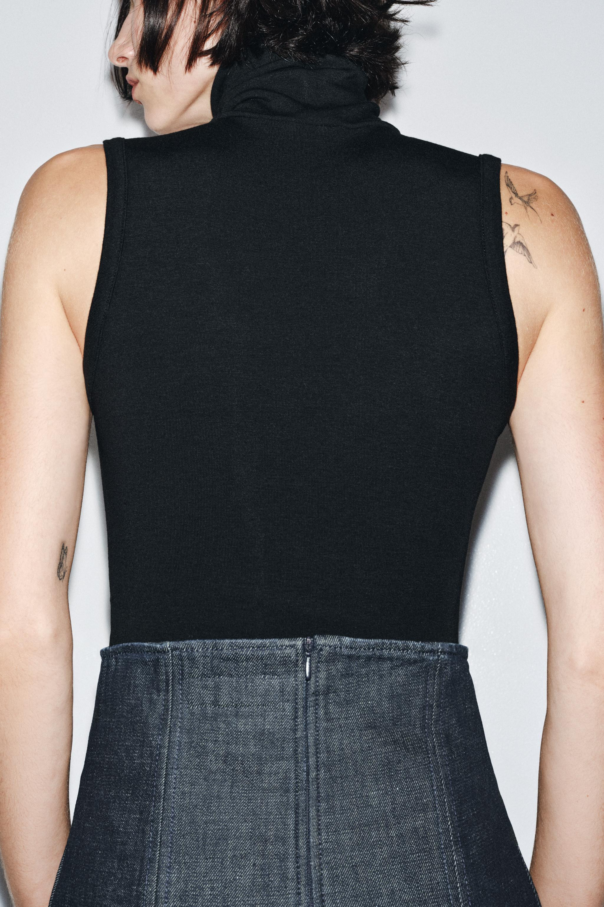 BASIC HIGH NECK BODYSUIT | Zara US