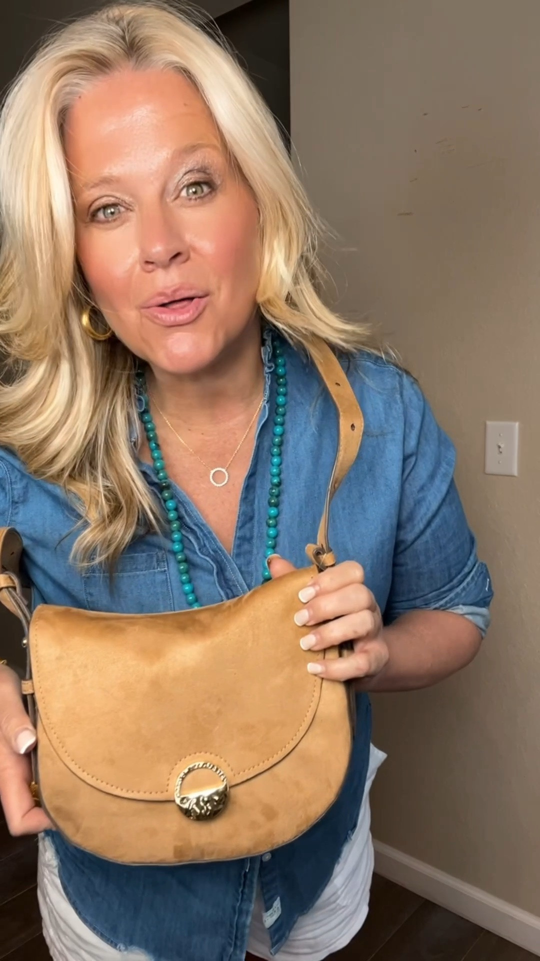 ✨Tap the bell, save and ❤️ start here over 40 fashion, midlife style, midsize fashion and luxury looks for less.  


Suede and faux suede bags are the fall trend making every outfit look richer. 🤎 Soft, timeless, and just the right amount of luxury without trying too hard. 

Consider this your sign to grab one before fall actually arrives. 🍂

👑 Helping you look good, feel good.-Lindsey Denver   Check back daily for belly-friendly style, confidence, and Outfit Physics™.

#LTKOver40 #LTKPlusSize #LTKMidsize