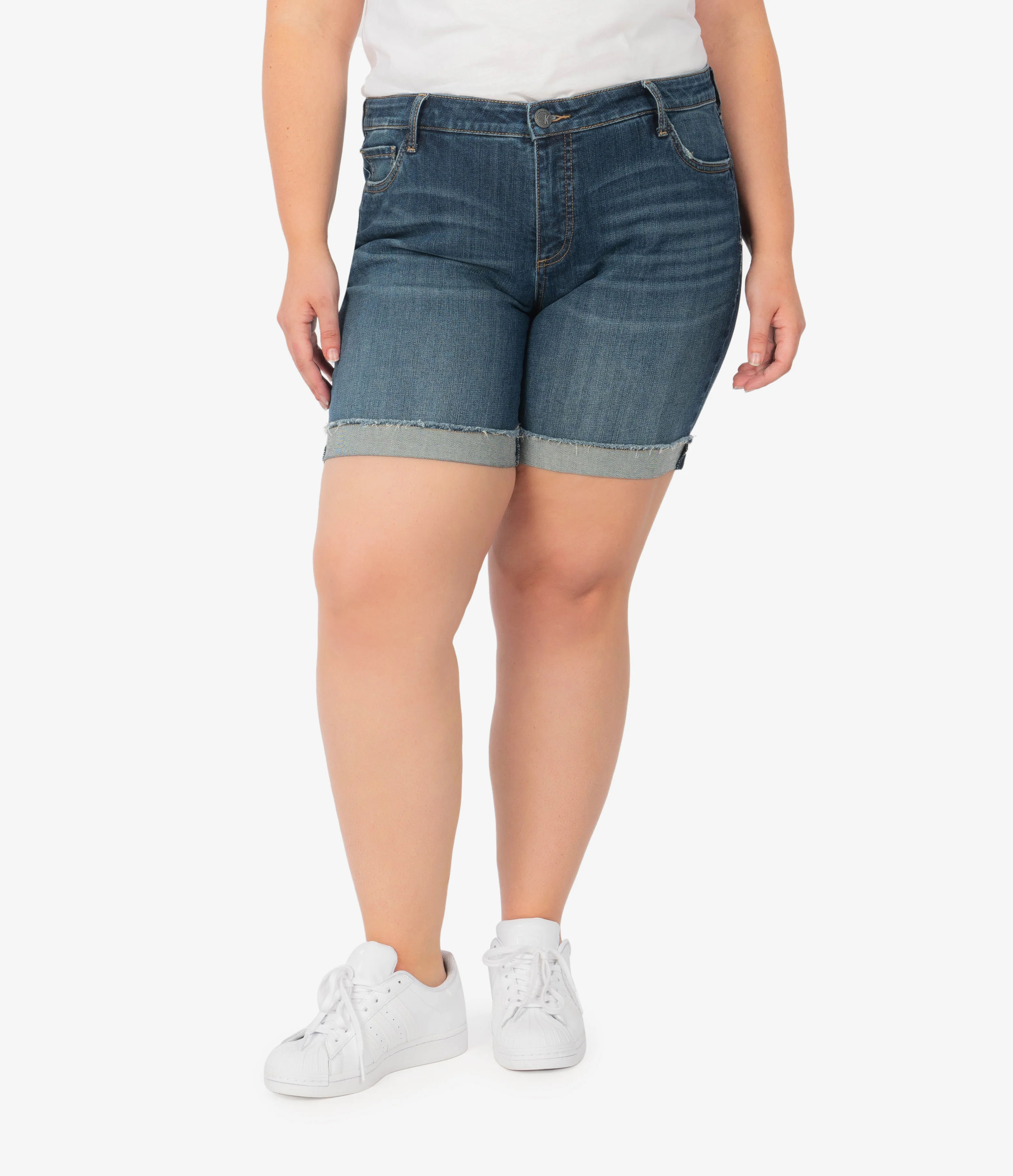 Catherine Mid Rise Boyfriend Short, Plus - Kut from the Kloth | Kut From Kloth