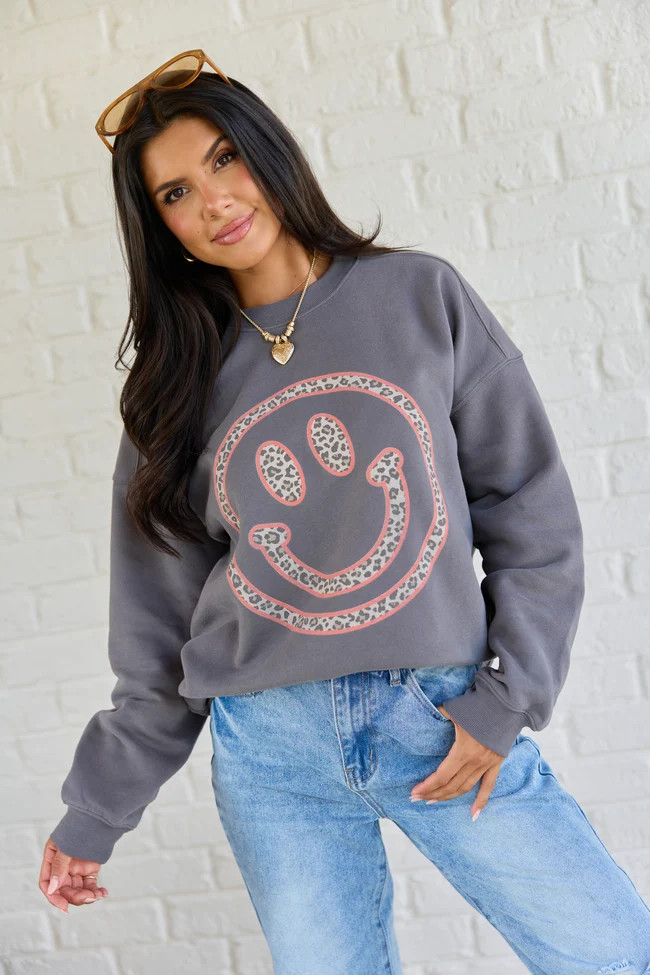 Retro Smile Dark Grey Graphic Sweatshirt M | Pink Lily