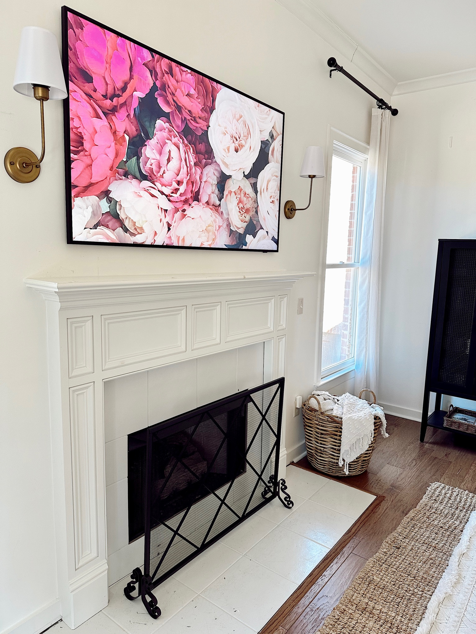 Spring home decor // Spring refresh // Living room // Amazon must haves // #LTKFind // #LTKunder100 // #LTKunder50

#LTKhome #LTKSeasonal #LTKstyletip