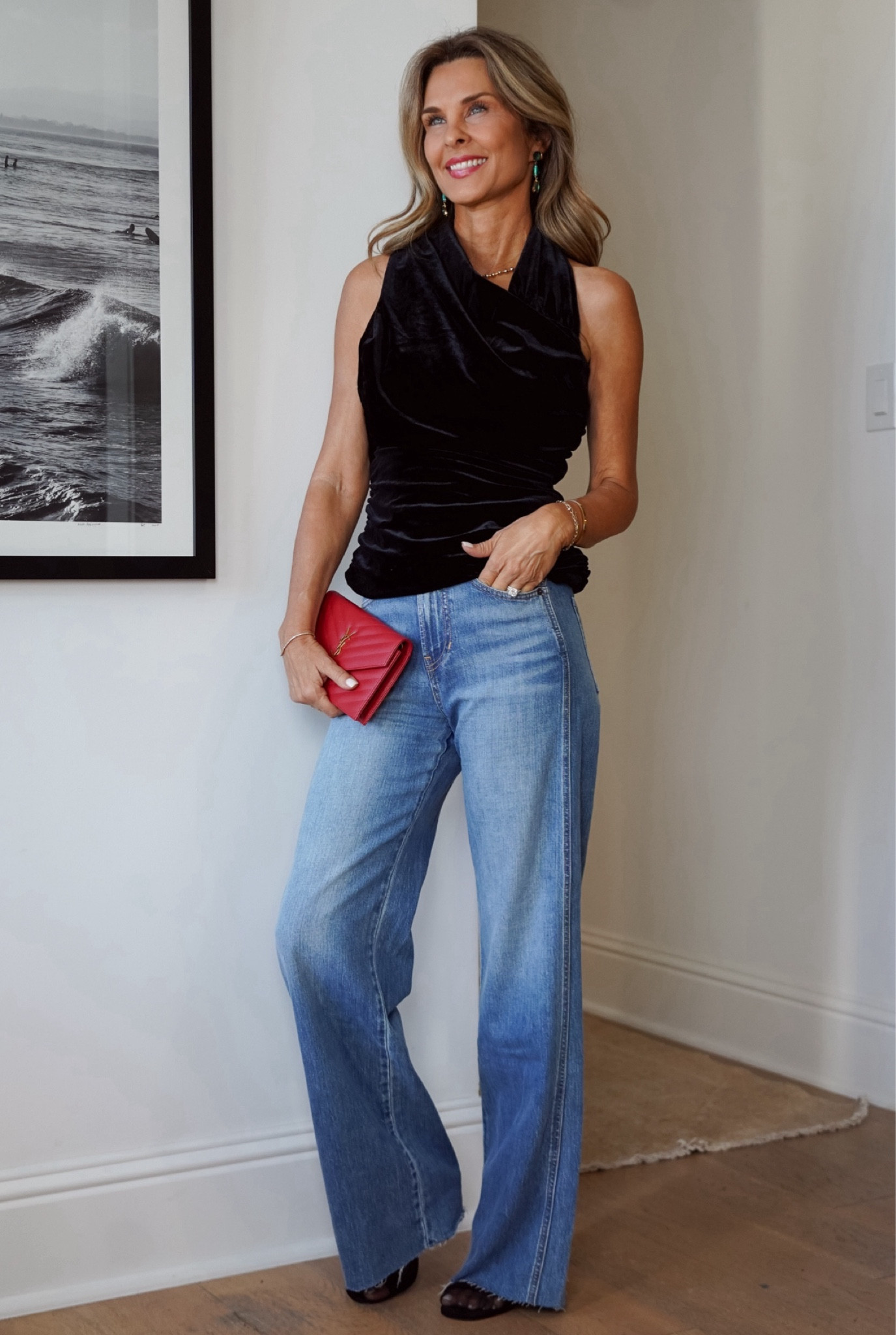 Velvet top that can be dressed up or down for holiday events 

#LTKOver40 #LTKFindsUnder100 #LTKHoliday