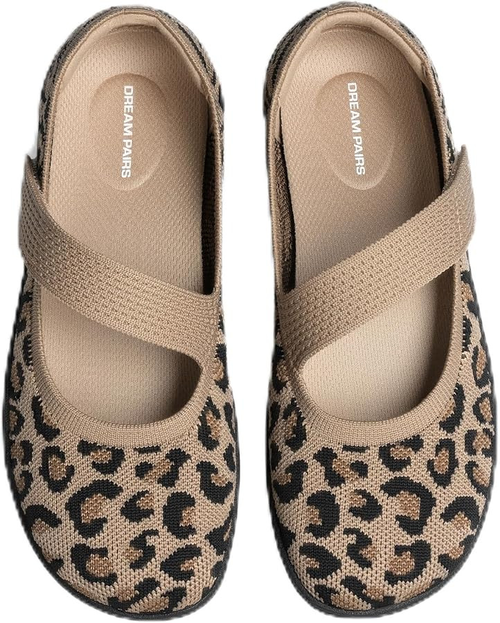 DREAM PAIRS Women's Mary Jane Wide Toe Ballet Flats | Amazon (US)