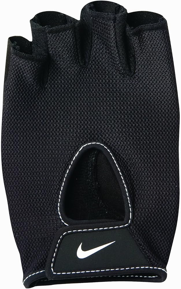 Nike Women's Fundamental Training Gloves | Amazon (US)