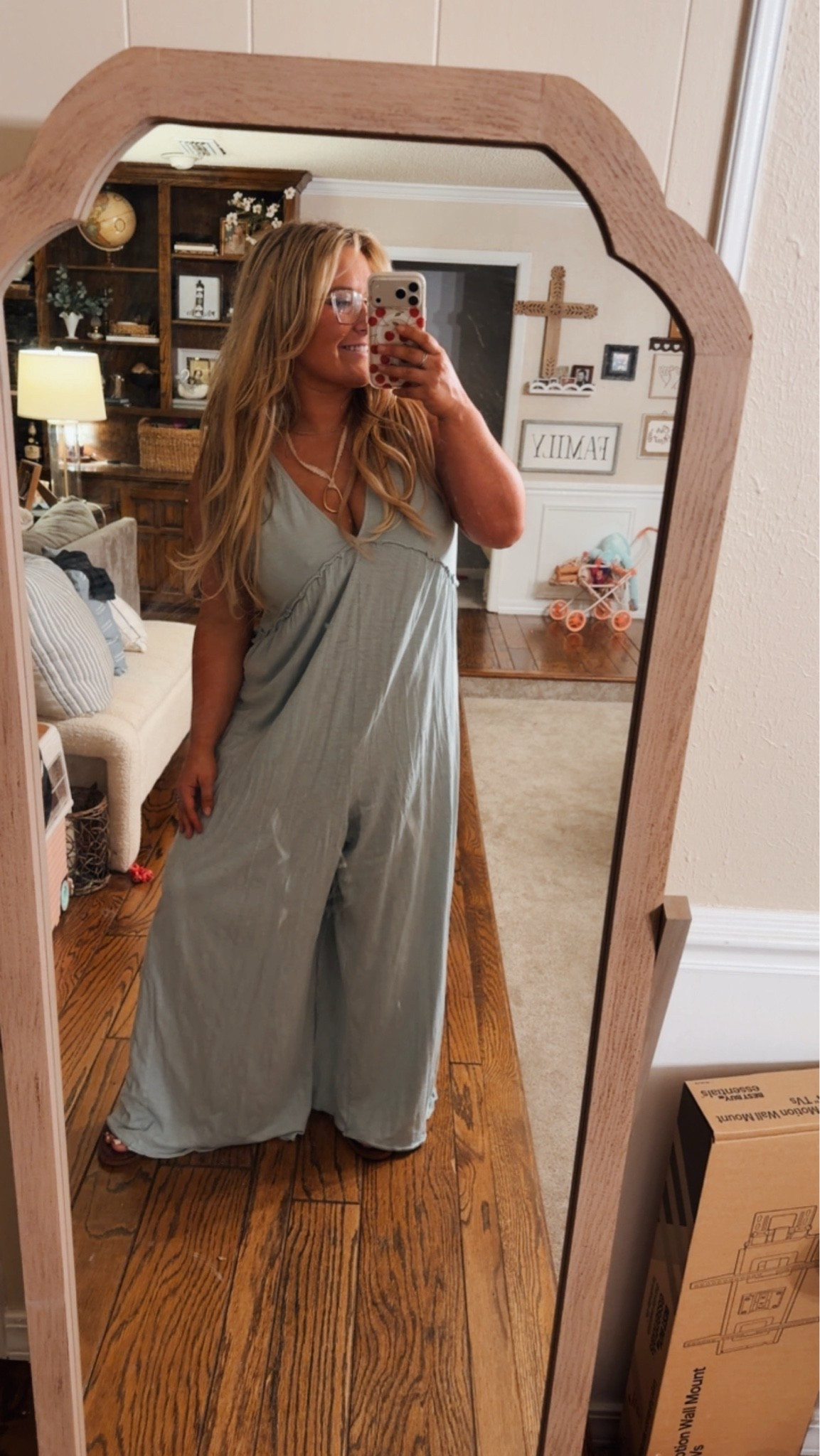 The prefect easy jumpsuit! #aerie #americaneagle #comfyoutfit #jumpsuit #midsize #sizelarge

#LTKgrwm #LTKootd #LTKmomlife