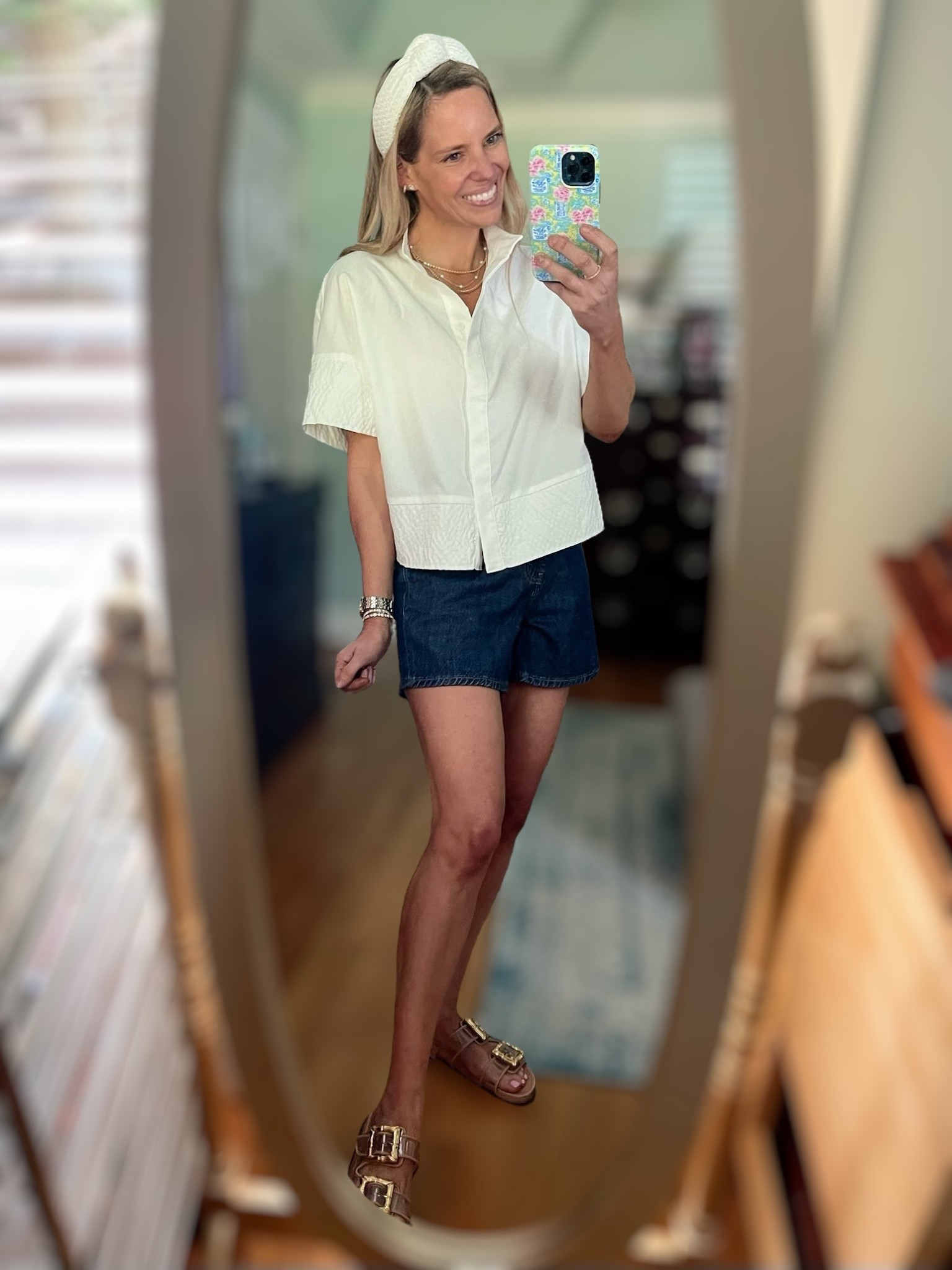 This crisp white button-up looks just like the $128 Tuckernuck Trapunto Stitch Sofia Shirt — but for a fraction of the price! It has the same structured silhouette, wide stitched cuffs, and boxy cropped shape that screams polished and effortless.

I paired it with dark denim shorts for a timeless contrast, and finished the look with gold buckle sandals, my go-to Melinda Maria layered necklaces, and a white textured headband for a hint of coastal chic.

Use code ASHLEYBA for 10% off my Melinda Maria jewelry stack!

Wearing:
• Tuckernuck lookalike white top (Amazon budget-friendly find!)
• Dark denim shorts (true to size)
• Gold buckle sandals
• White woven headband
• Melinda Maria layered gold jewelry — use code ASHLEYBA

Style Tip: This is a classic elevated basic you’ll reach for again and again — dress it up with trousers or down with shorts!


#TuckernuckLookalike #AmazonFinds #WhiteBlouse #ClassicStyle #PolishedAndPretty #LTKunder50 #MelindaMaria #MyMMLoveLetter #EffortlessStyle #SummerBasics

#LTKFindsUnder100 #LTKOver40 #LTKFindsUnder50