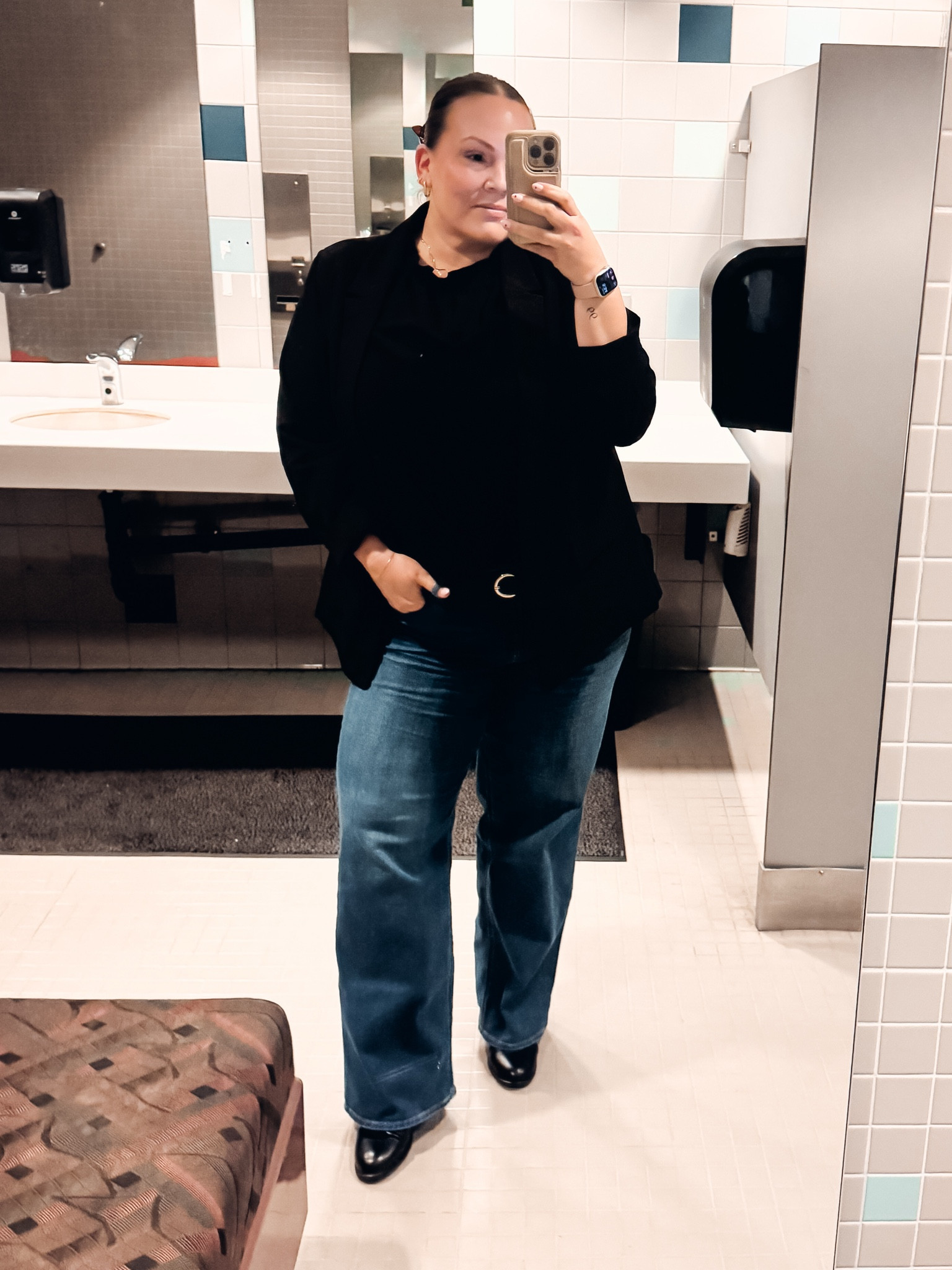 Love this blazer from
old navy! I’m wearing an XL. It has a nice relaxed fit and sole stretch. Also these boots are the most comfortable shoes on the planet and super on sale  Highly recommend! 

#LTKOver40 #LTKPlusSize #LTKWorkwear