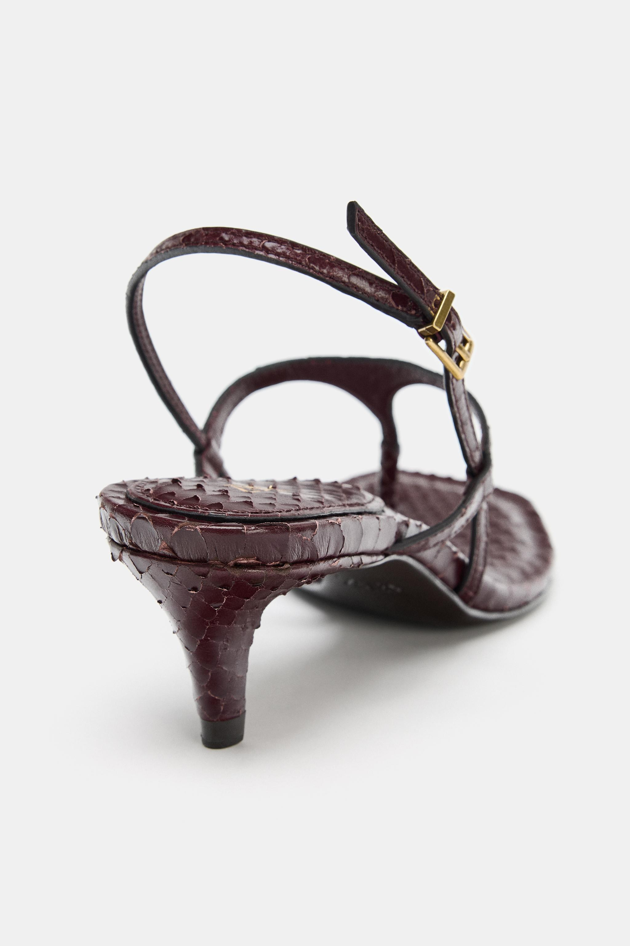 EMBOSSED LEATHER SANDALS | Zara Canada
