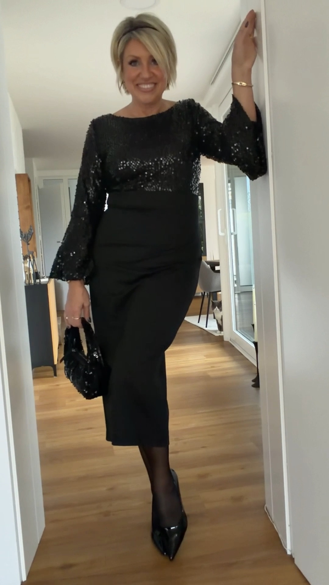 Festliche Looks mit bonprix!
Code: ula
(Gültigkeit: 16.12.-einschl. 18.12.2025; 15% auf Alles; einmalig einlösbar pro Kundin; gilt in DE App & Webshop)


#LTKstyletip #LTKkleider #LTKfestive