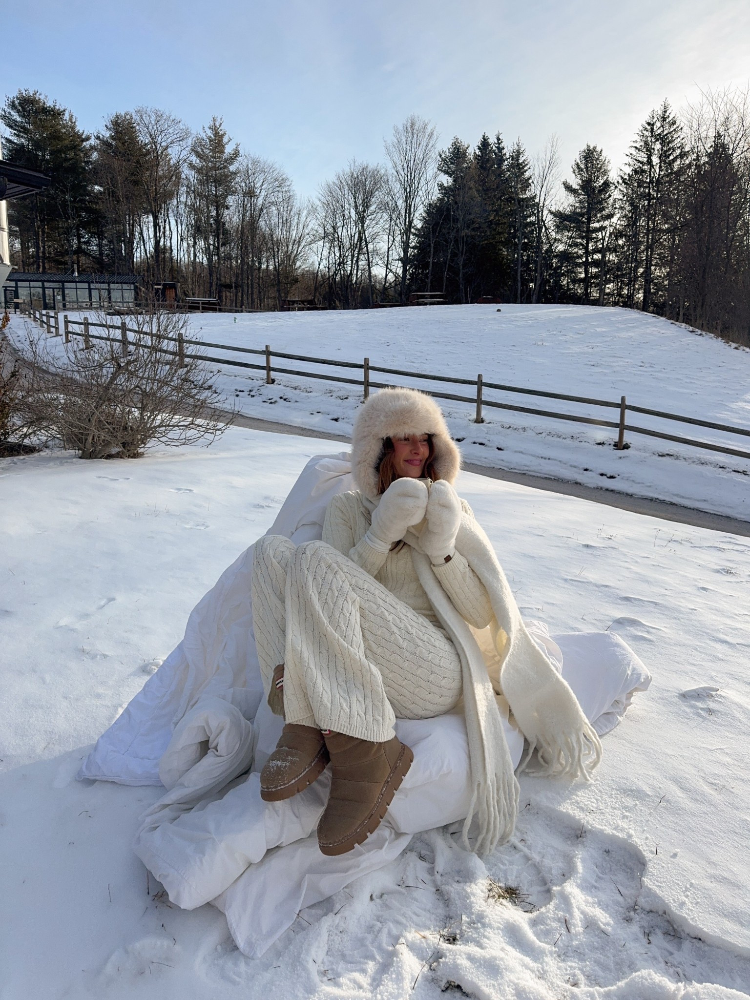 Winter outfit inspo 🤍 These are the warmest snowboots I’ve owned - I couldn’t recommend them more 

#LTKSeasonal #LTKTravel #LTKootd