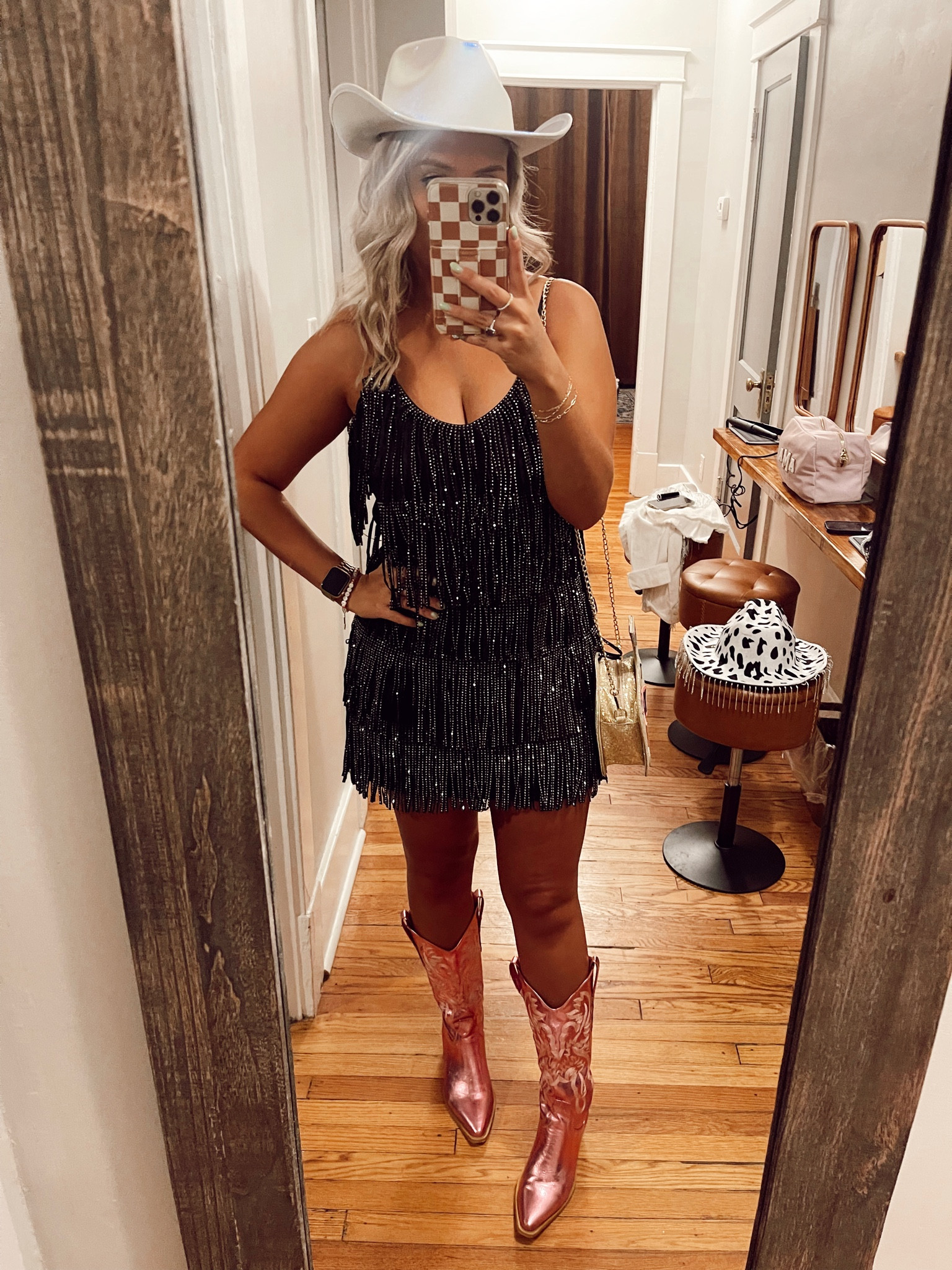 Disco cowgirl outfit ✨🤠🎀

Impressions fringe sequins dress 
Pink cowgirl boots
Sparkly tequila purse
White iridescent cowgirl hat  

#LTKitbag #LTKshoecrush #LTKstyletip