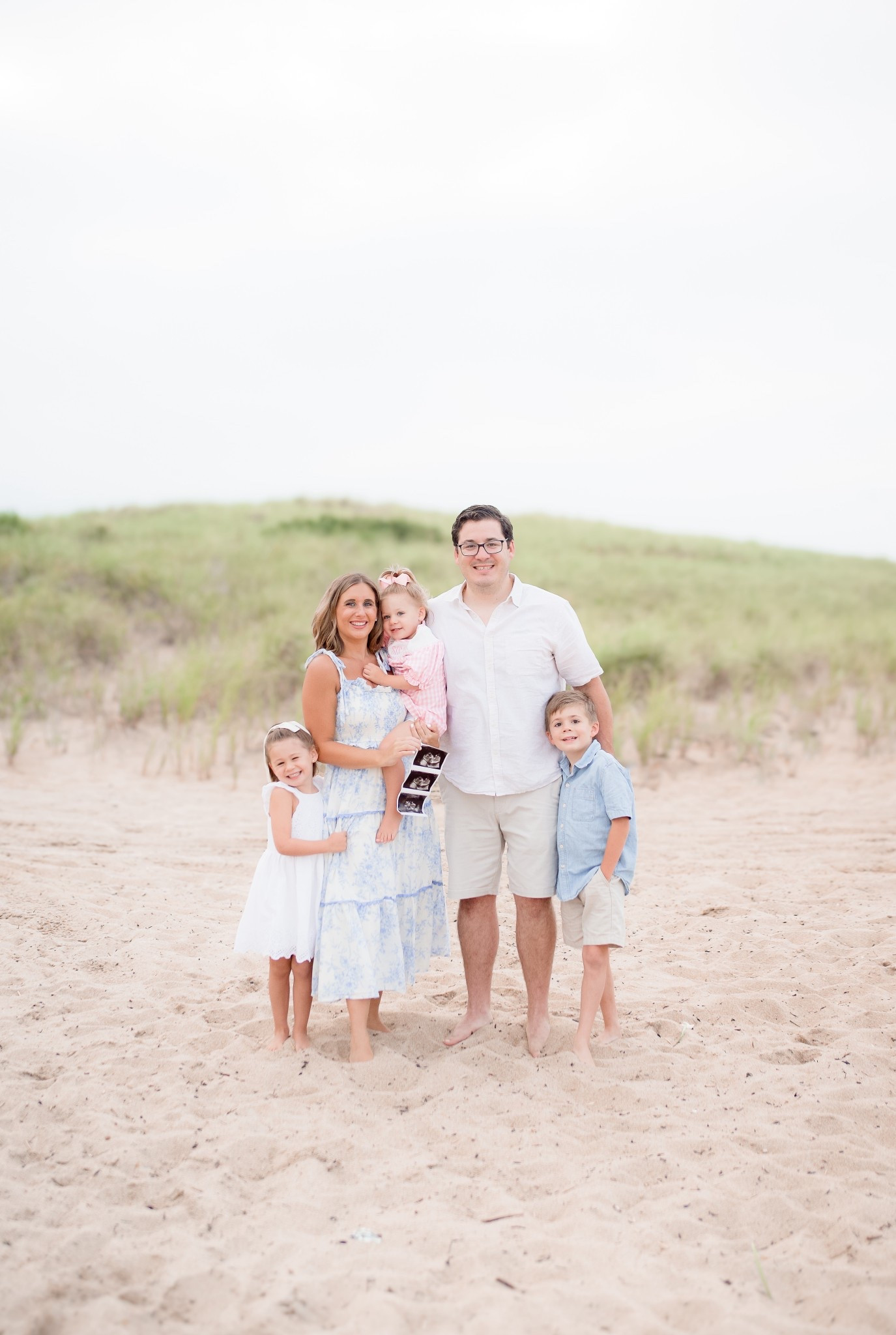 Pregnancy announcement outfits, family outfits, family picture outfits, family photo outfits, white dress, toile dress, big sister dress, gingham dress, boy outfit, men’s outfit, bump friendly dress, maternity dress 

#pregnancyannouncementoutfit #familyoutfits #familypictureoutfits #familyphotooutfits #bumpfriendlydress 

#LTKFamily #LTKKids #LTKBump