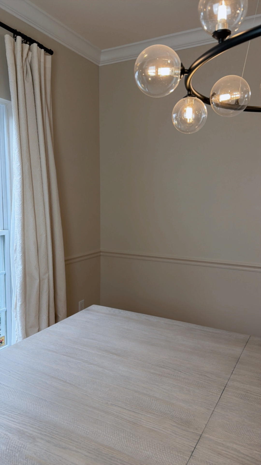 The power of paint…Dining a room Makeover
#diningtable #chandelier #curtains #diningroom #behr #thehomedepot

#LTKHome #LTKU