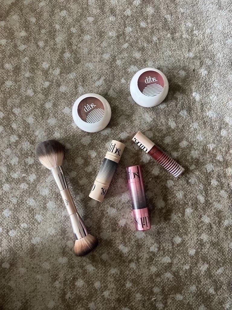 DIBS Beauty freebie when you spend $35+!!!

dibs, beauty, makeup, natural makeup, GRWM, cream contour, cream blush, lip gloss, duo blush, bronzer, makeup brushes, boy mom, sale finds, sale alert, Louisville, Grace White, a Southern Drawl

#LTKBeauty #LTKGiftGuide #LTKFindsUnder50