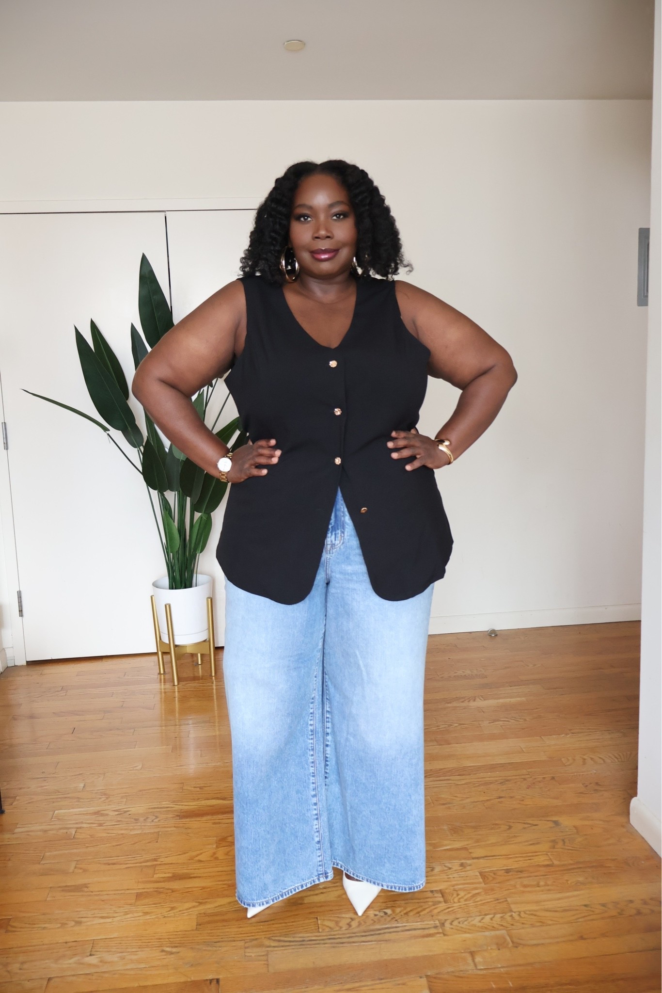 How I’m styling wide leg jeans for a summer outfit. Got this sleeveless vest as a #gift from @Avenue

#LTKPlusSize #LTKMidsize #LTKOver40