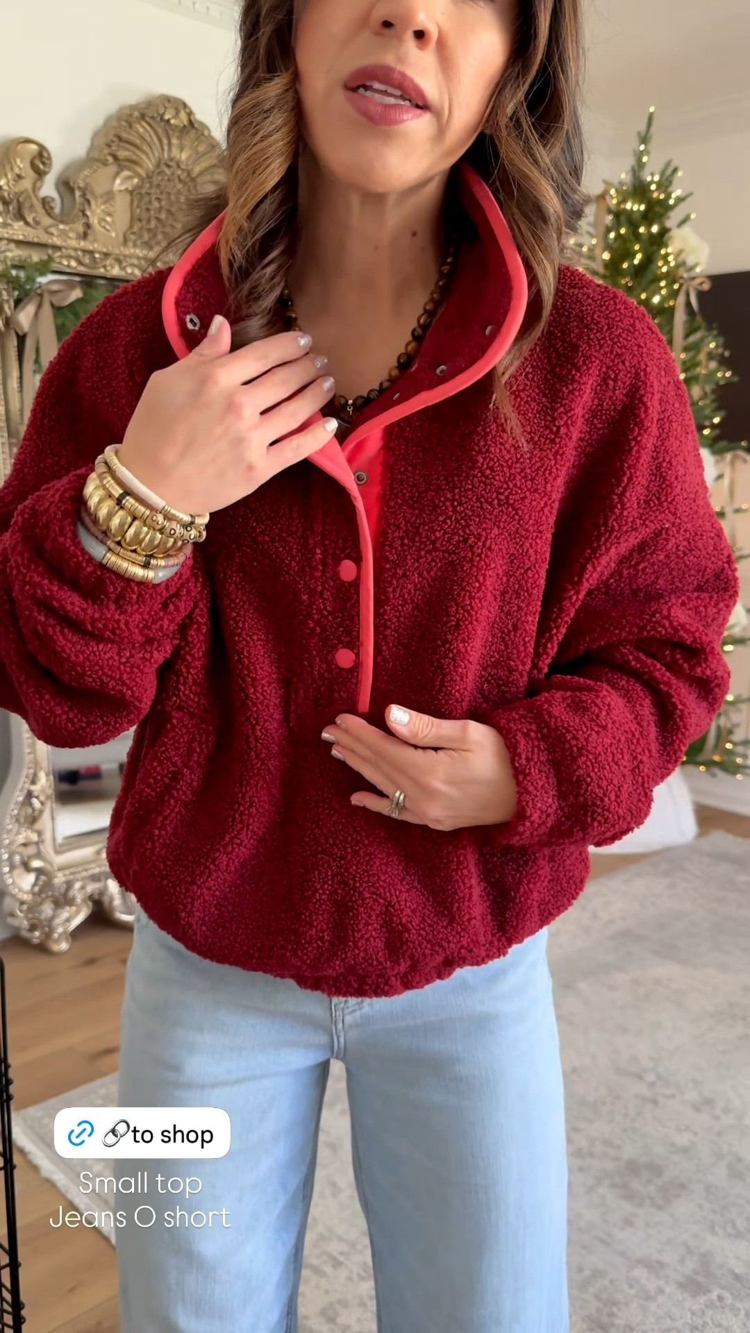 Small Sherpa, pullover, baggy jeans 0 short

#LTKSaleAlert #LTKFindsUnder50 #LTKPetite