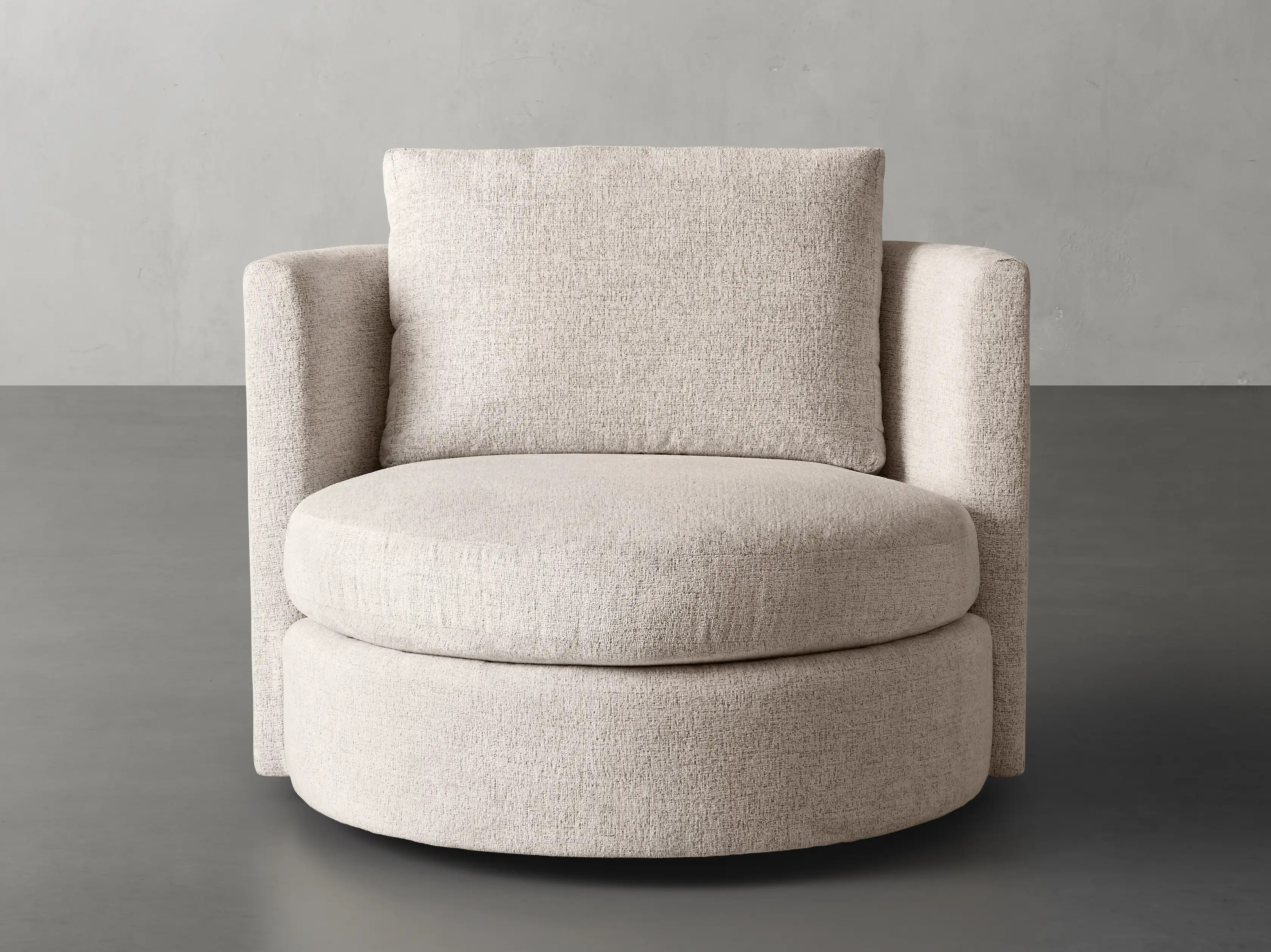 Kipton Curved Swivel Chair | Arhaus