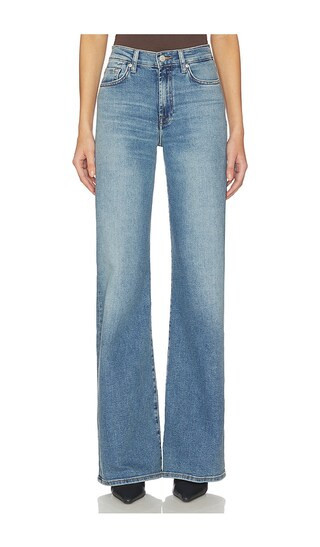 7 For All Mankind Lotta Jeans in Blue. - size 27 | Revolve Clothing (Global)