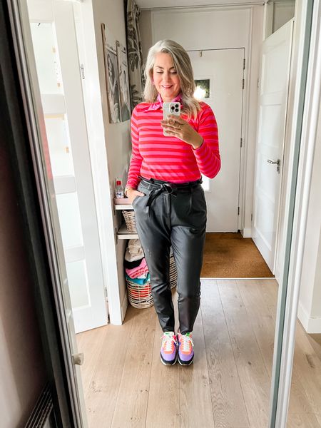 Outfits of the week

Never enough Breton shirts and isn’t it wonderful that tall brands are incorporating more and more color into their collections?!

Pink and red striped long sleeve shirt paired with faux leather paperbag waist pants and colorful puma sneakers. 



#LTKstyletip #LTKeurope #LTKunder50
