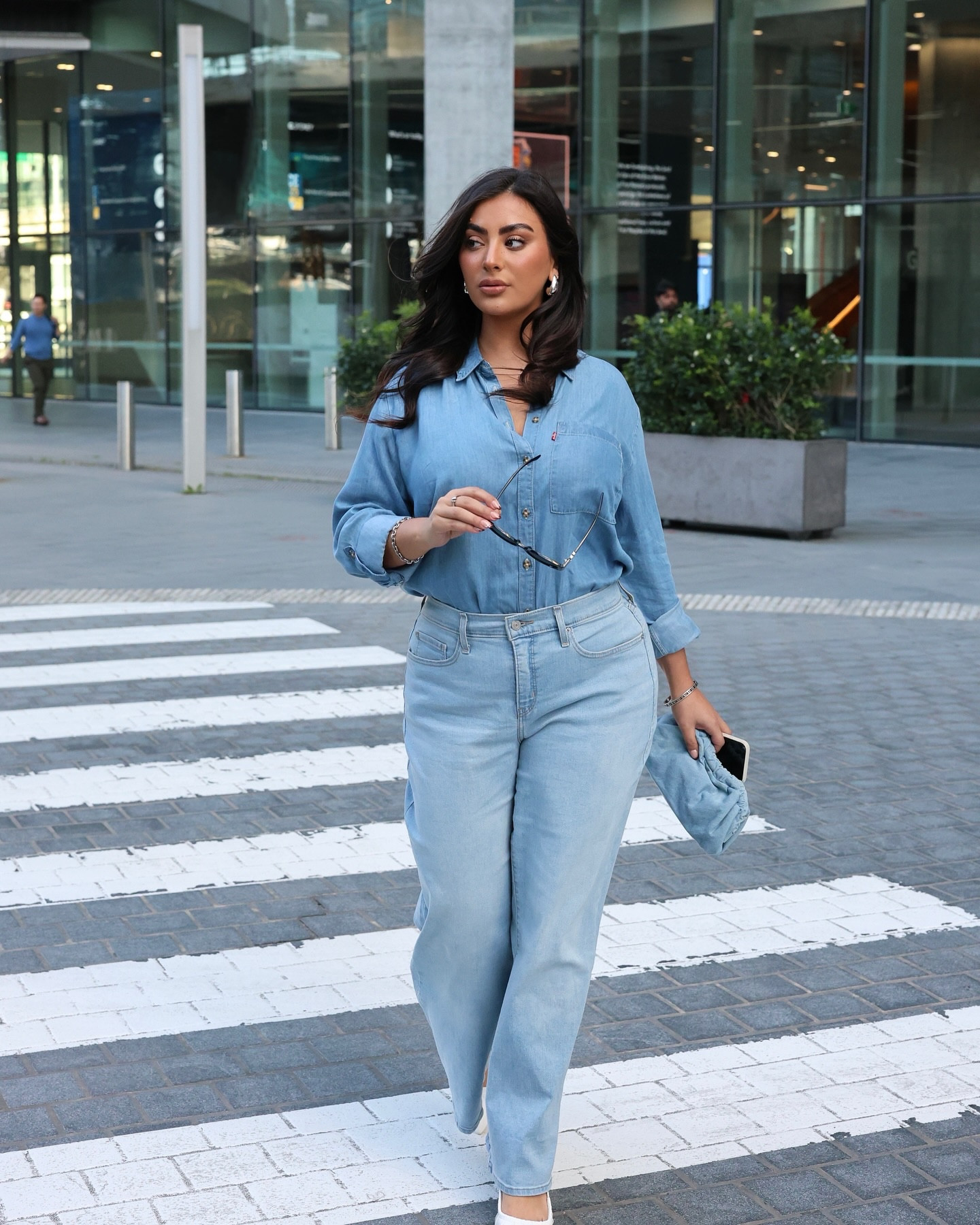 What’s more timeless than denim? 🩵 @levis_anz #liveinlevis