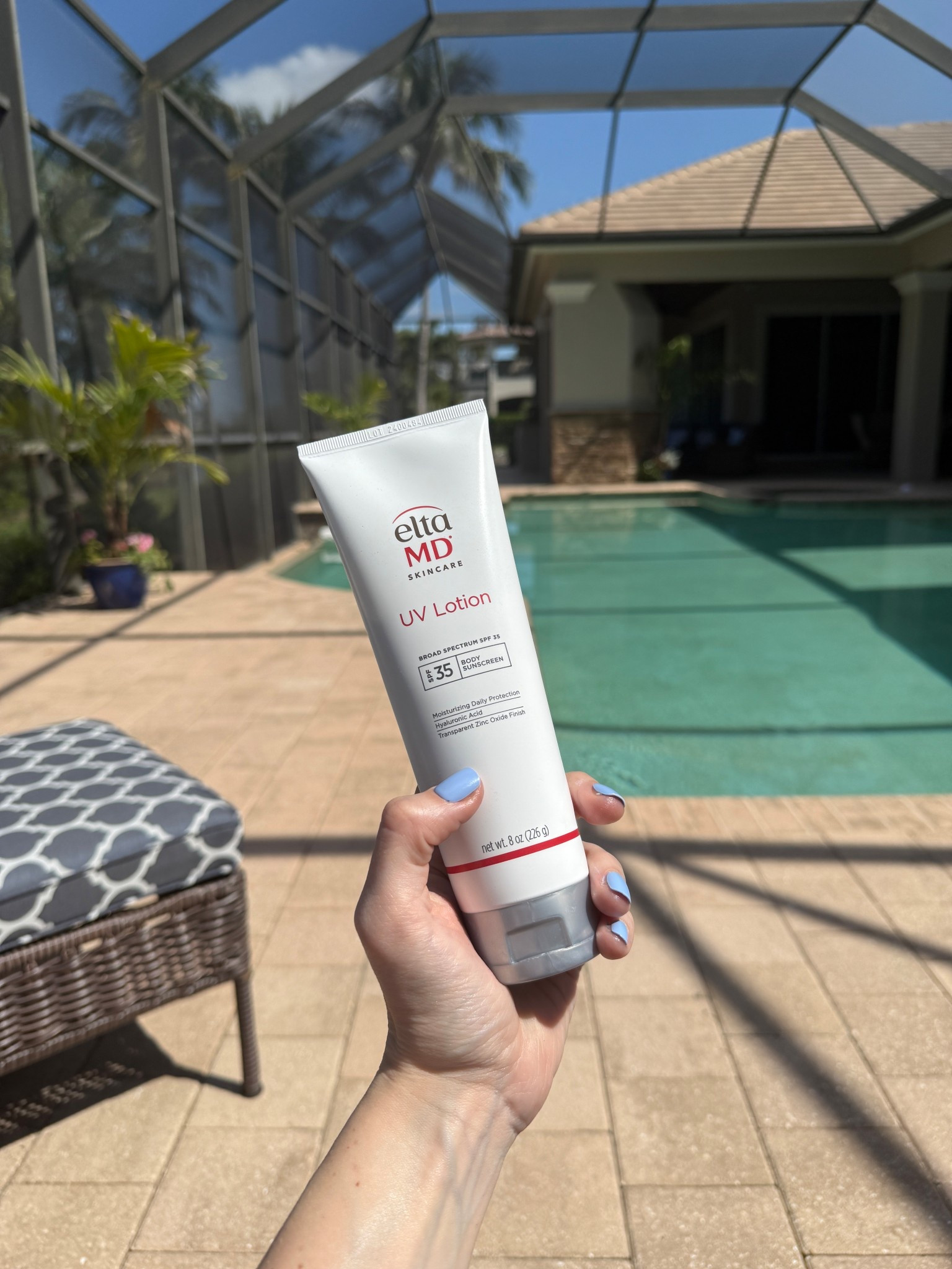 EltaMD UV Moisturizing Lotion Broad Spectrum SPF35, a must in the Florida sunshine! #naples #florida #spf #dermatologist 