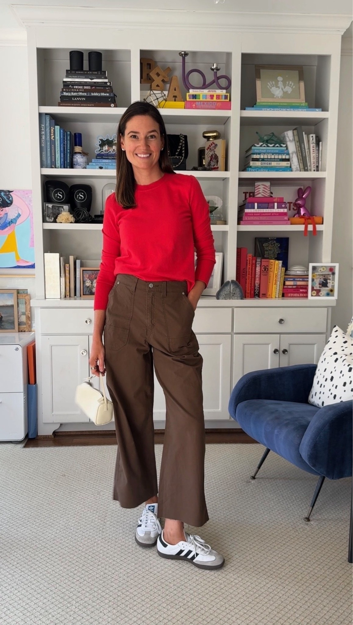 Wearing a size M in the sweater {comes in 11 colorways!} and size 4 in the jeans

#WalmartPartner @walmartstyle #WalmartStyle