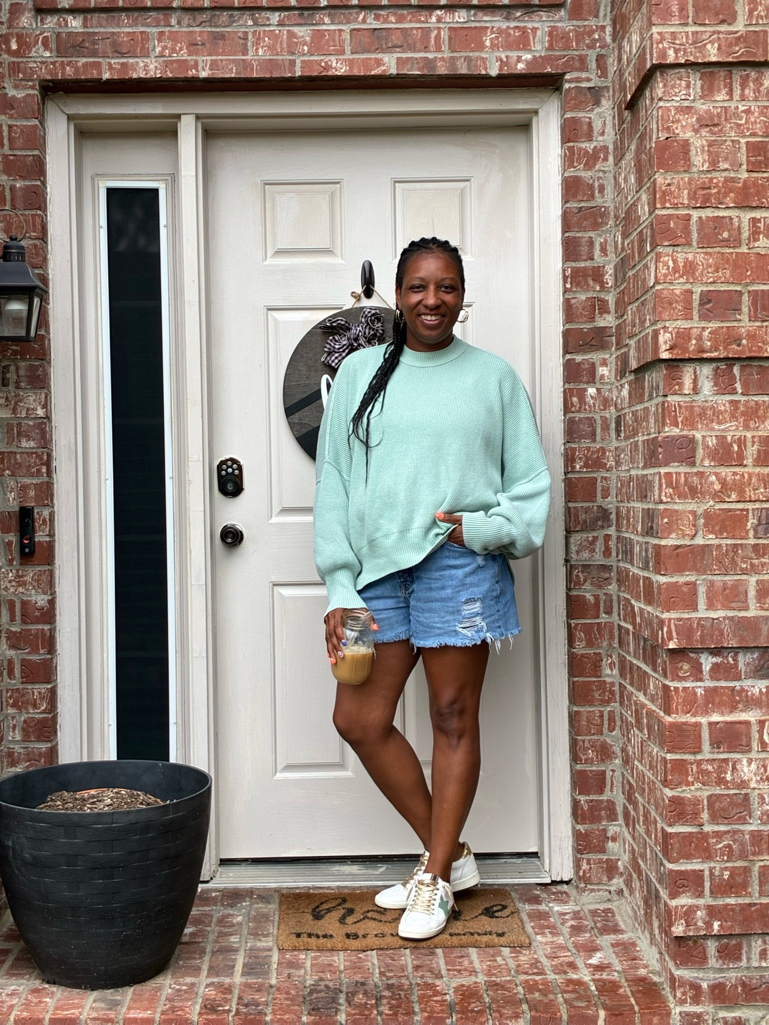 living on iced coffee and “just running a few errands” outfits ☕️✨

#LTKmomlife #LTKMidsize #LTKootd