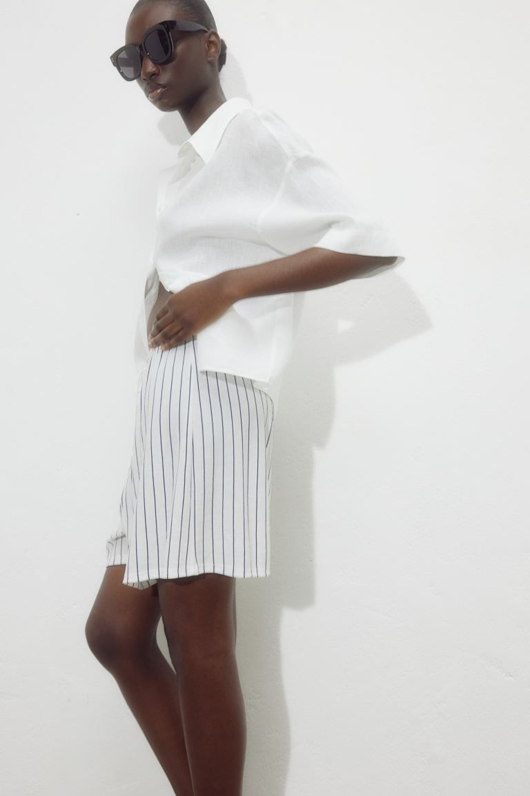 Pull-on Shorts - High waist - Short - White/blue striped - Ladies | H&M US | H&M (US + CA)