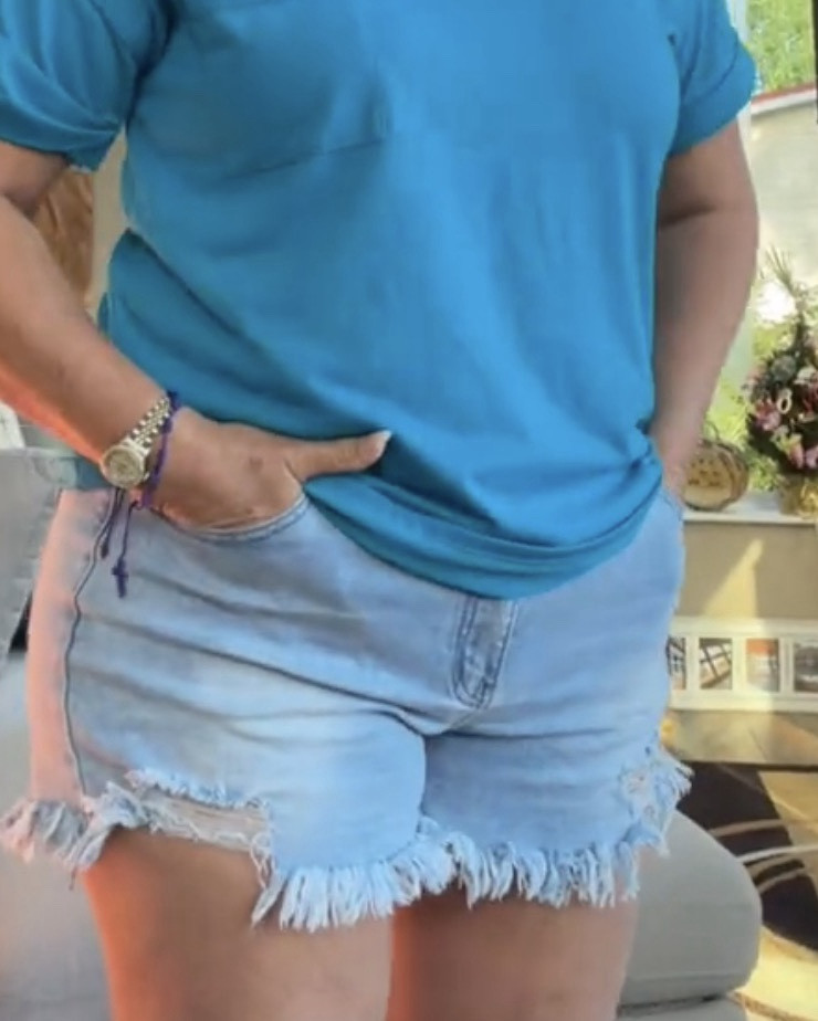 Thes comfortable ripped jeans shorts are a must havee

#LTKOver40 #LTKMothersDay #LTKootd