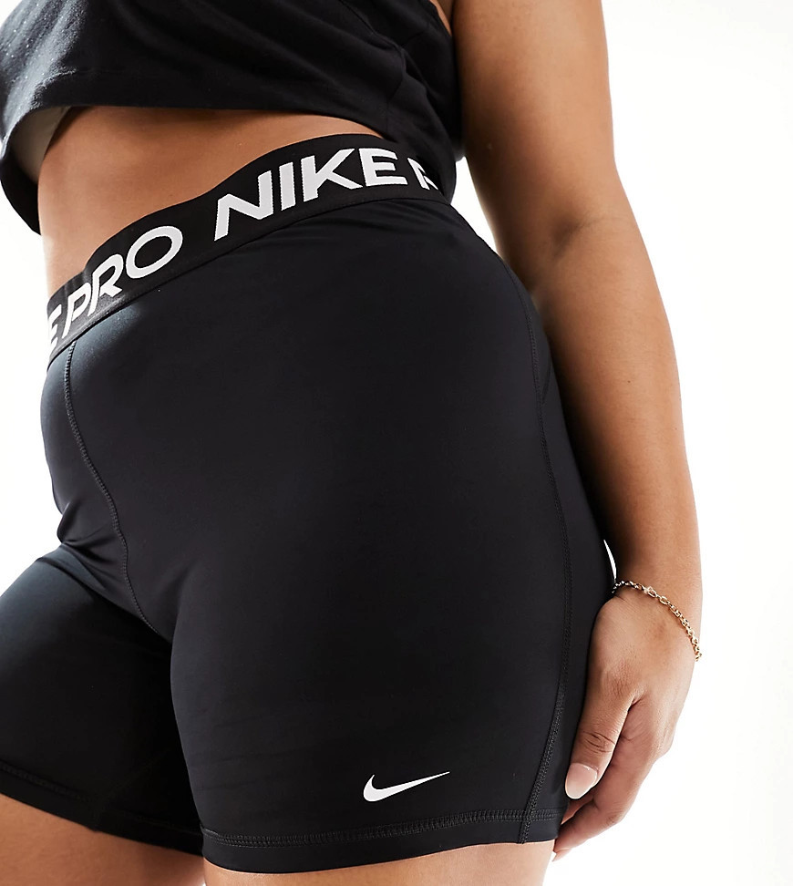 Nike Training Pro Plus 365 5inch shorts in black | ASOS (Global)