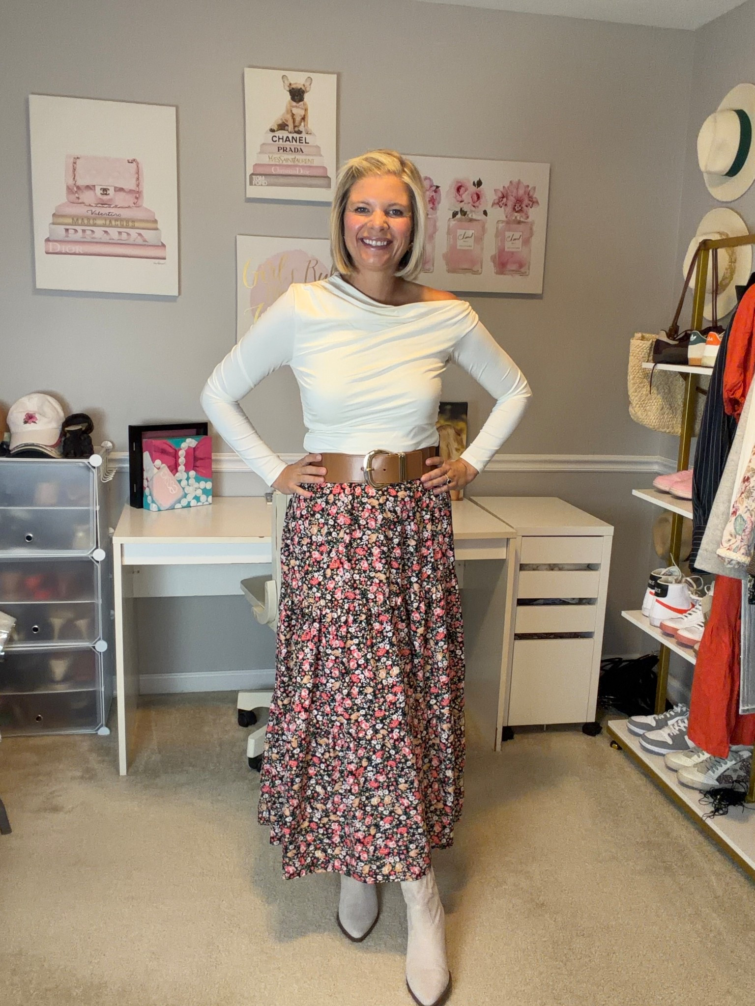 Off white double lined off the shoulder long sleeve TTS
Midi floral skirt TTS

#LTKWorkwear #LTKgrwm #LTKMidsize