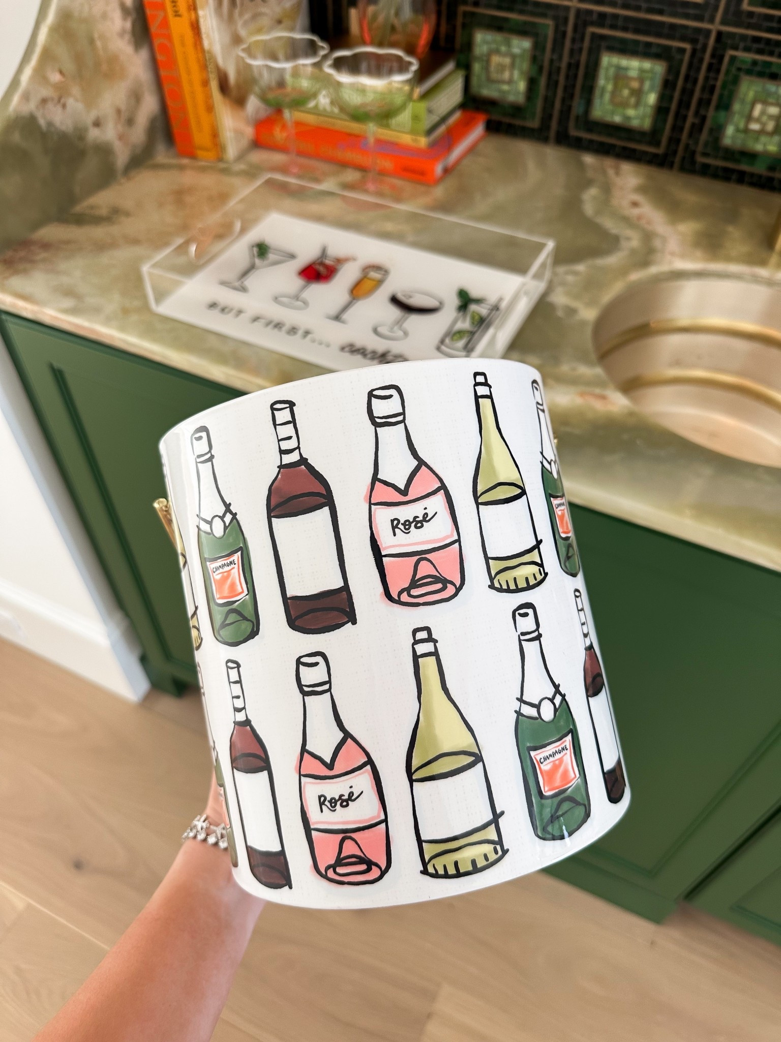 Bar accessories! 🧡🍾