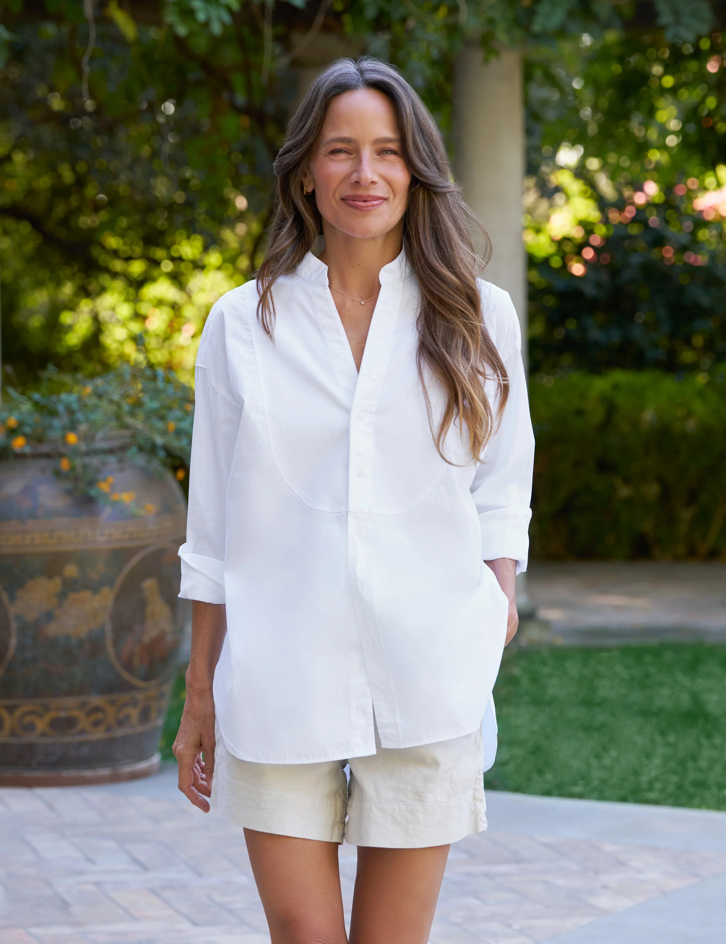 VICTORIA White, Superluxe | Frank & Eileen