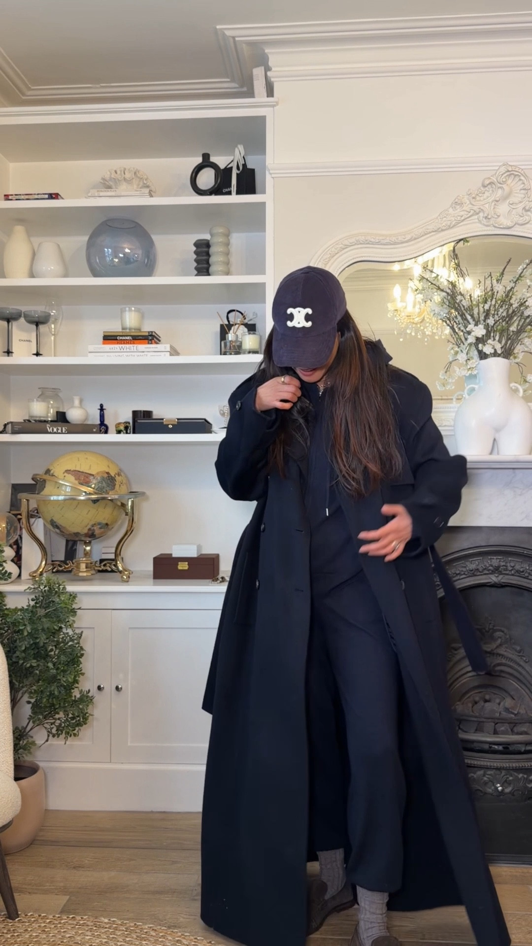 How I elevate a jogger set for work! This is my go to look for effortless comfy. I’m wearing.
M&S cashmere set. Top in size M. Joggers in size small. 
Frankie shop coat is very old so will try and link alternatives. I wear size XS. 
Loafers are M&S
Cap is celine 
Bag is Amazon. 

#LTKluxury #LTKuk