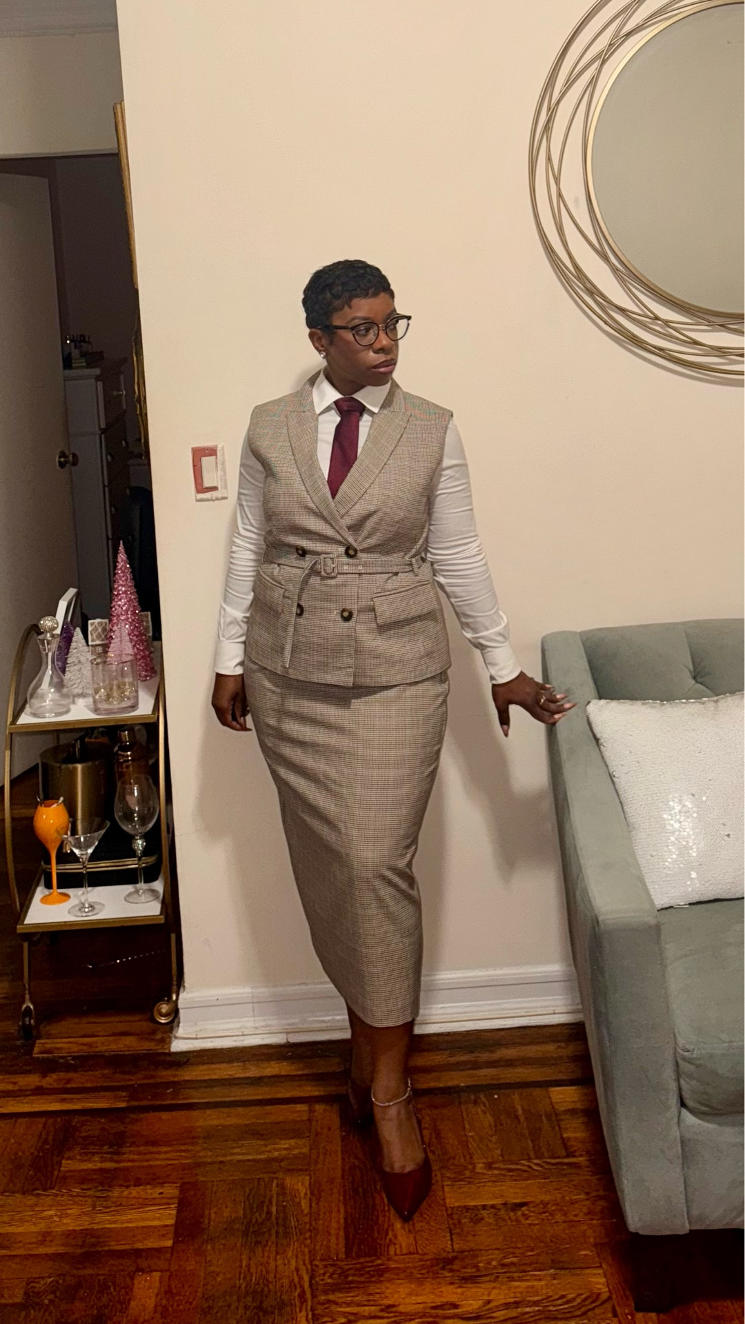 I’m obsessed with this matching set from Ann Taylor. The key to dressing well if you gain weight is simple: buy bigger clothes. If you’re a person whose weight fluctuates, you have to honor your body at every size  No point in trying to put ten pounds of sugar in a five pound bag. The best part is, all these items are on sale  

#LTKWorkwear #LTKootd