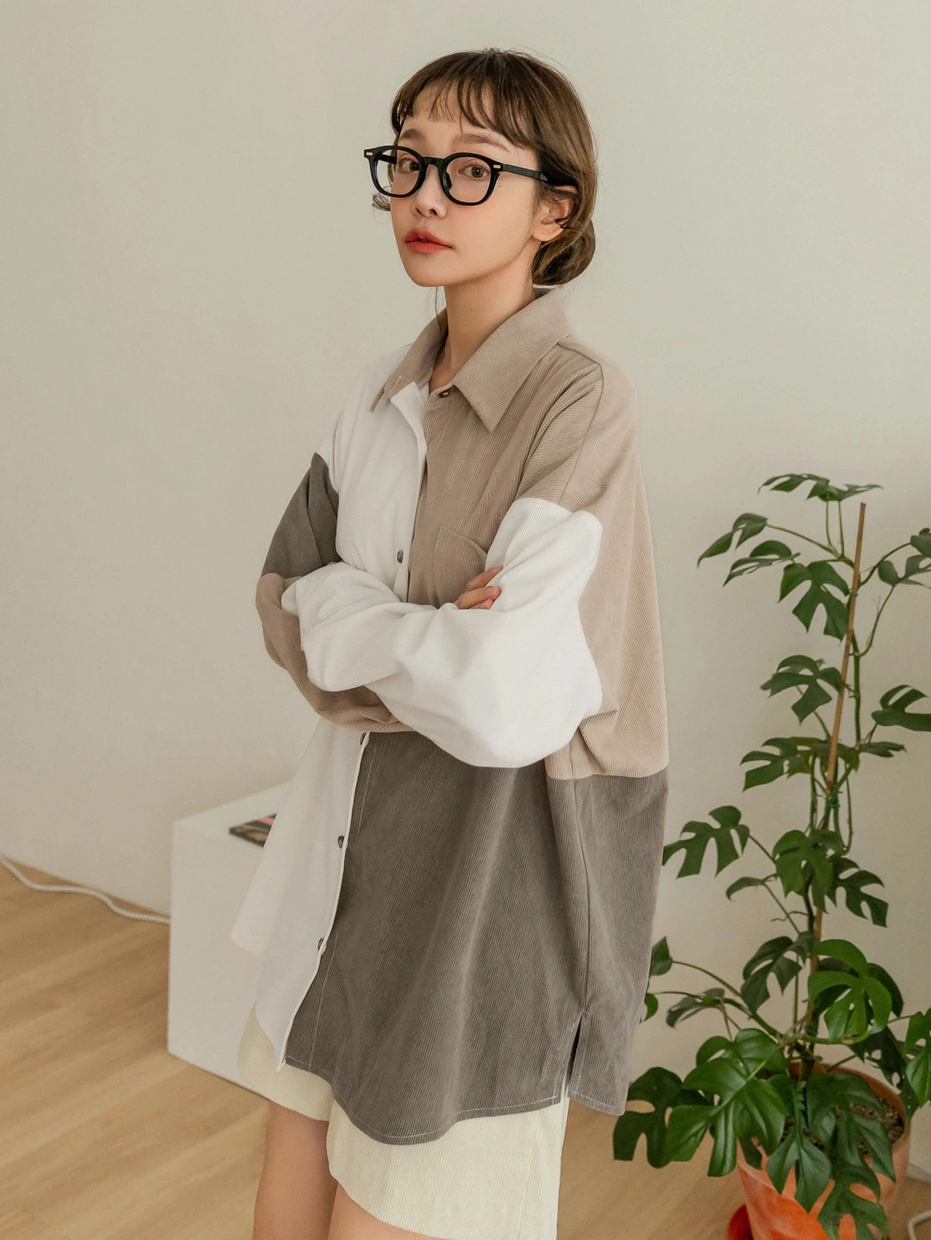 DAZY Color Block Patched Pocket Drop Shoulder Corduroy Blouse | SHEIN