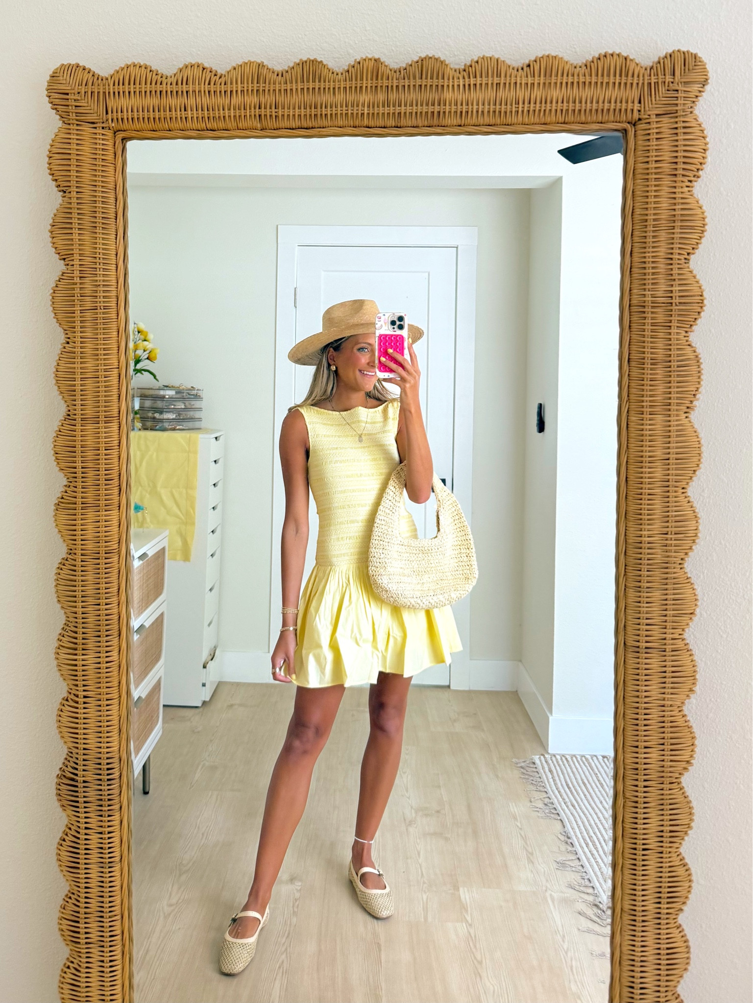 @abercrombie Memorial Day weekend finds ⭐️ all your fav denim, dresses and summer staples. wearing an XS / 24R. #abercrombiepartner #ltkit #shopltk

#LTKootd