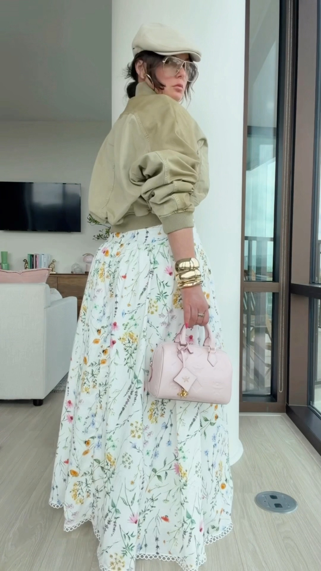 Juxtaposition 🫶🏻 Me. every time 

