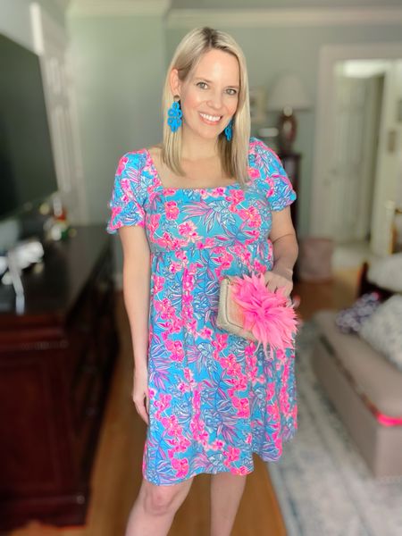 Lilly Pulitzer’s Delaney dress on sale 50% off 

#LTKover40 #LTKfindsunder100 #LTKfindsunder50