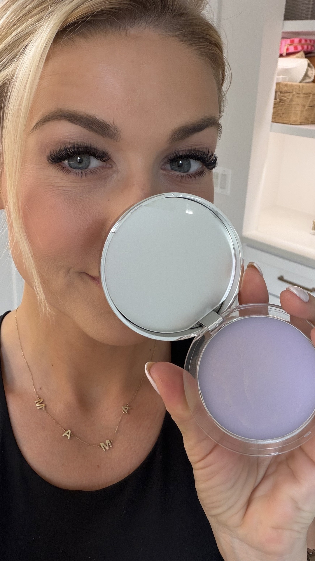If you’re someone who does not love feeling oily in the middle of the day, this is a great beauty find!

I press this over my make up for a smooth refresh. It leaves my skin feeling super soft. You can wear this on top of makeup or as a standalone. Best part? It doesn’t leave your skin looking dusty like it would if you were using a powder.

#LTKBeauty #LTKmomlife #LTKActive