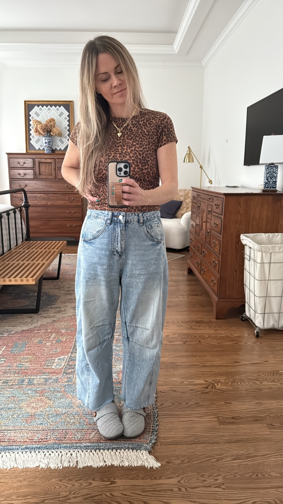 Casual fall outfit 

#LTKmomlife #LTKPetite #LTKHoliday